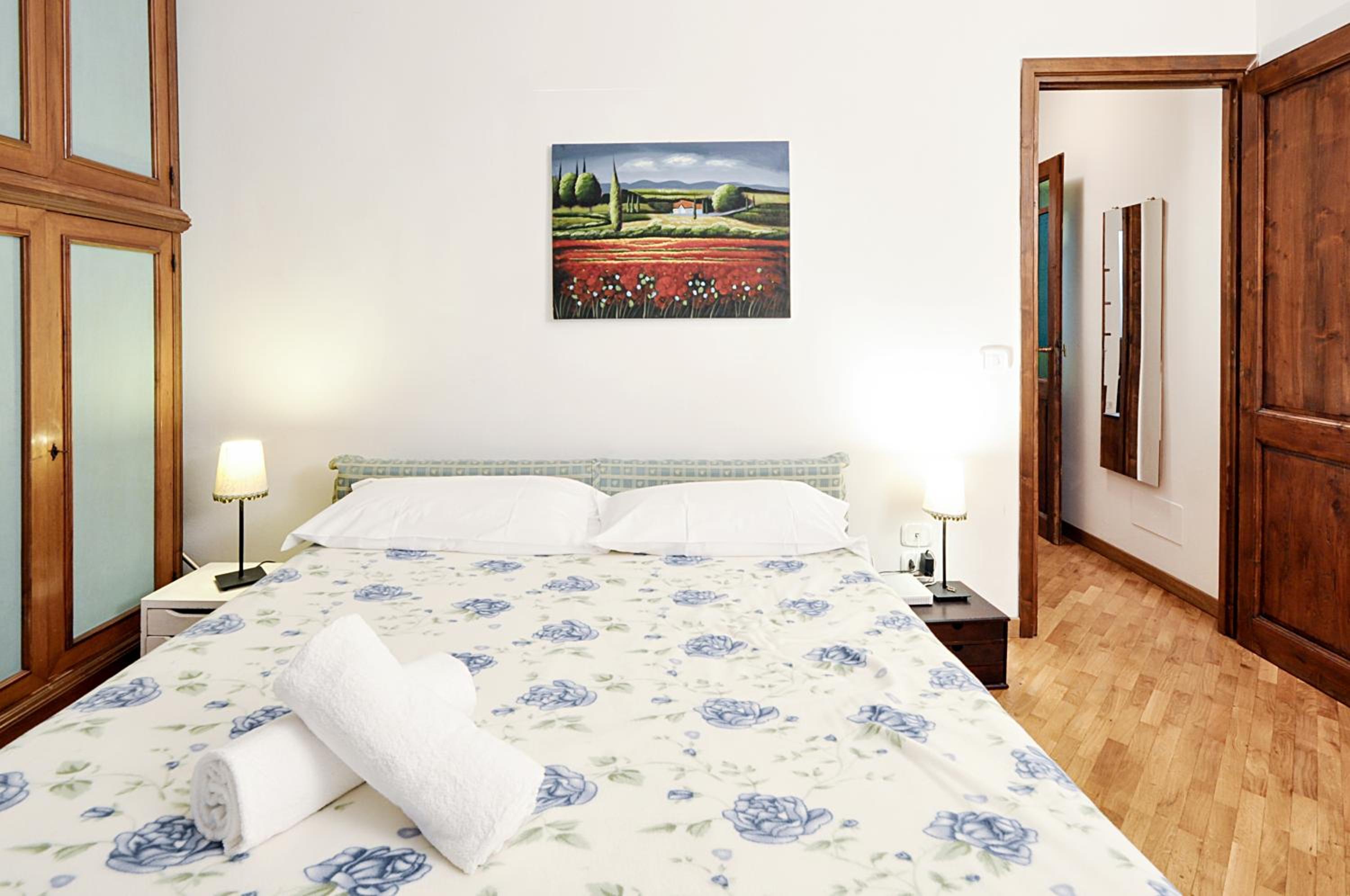 Uffizi Apartment 2