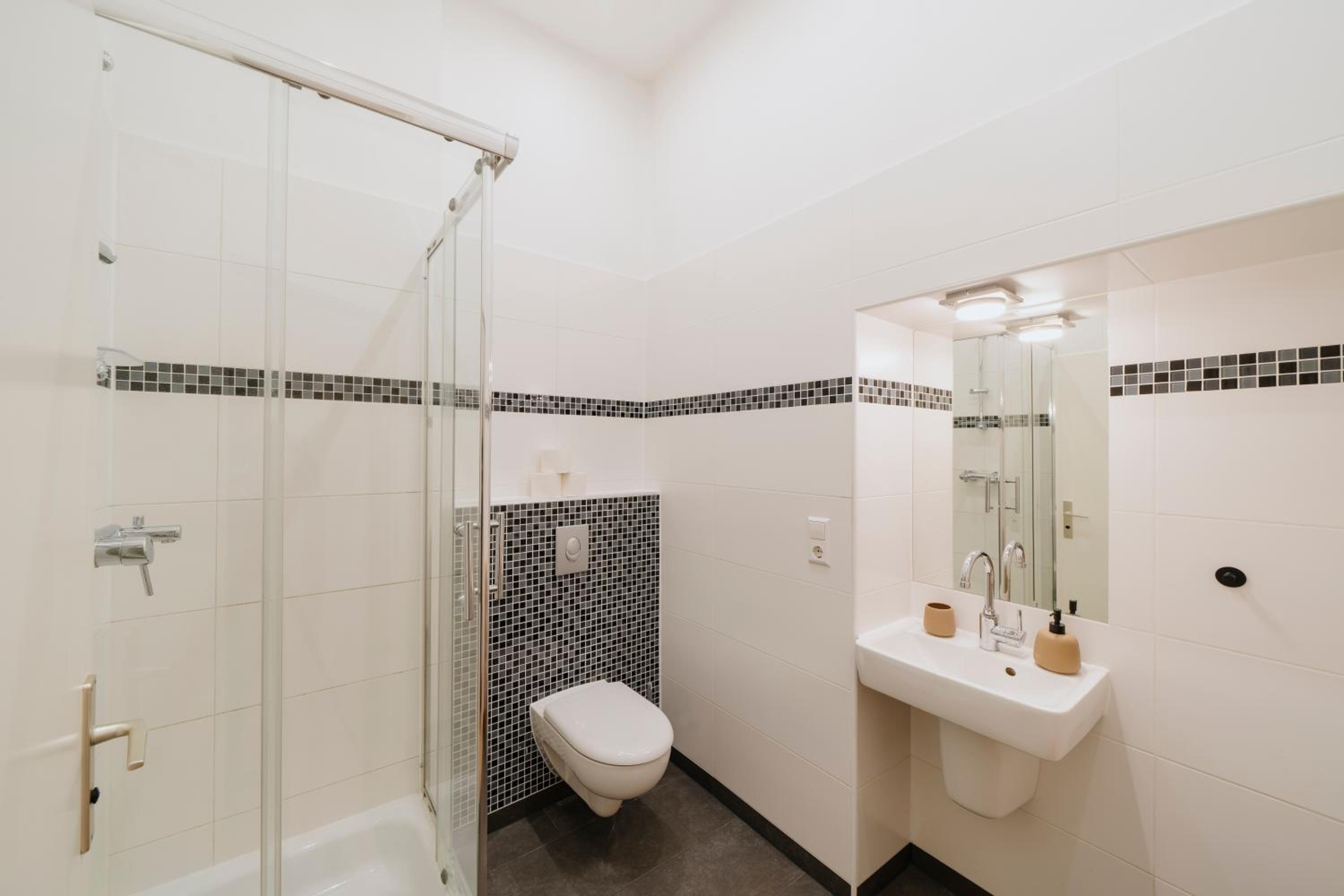 Spacious 2-Bedroom in the Heart of Friedrichshain