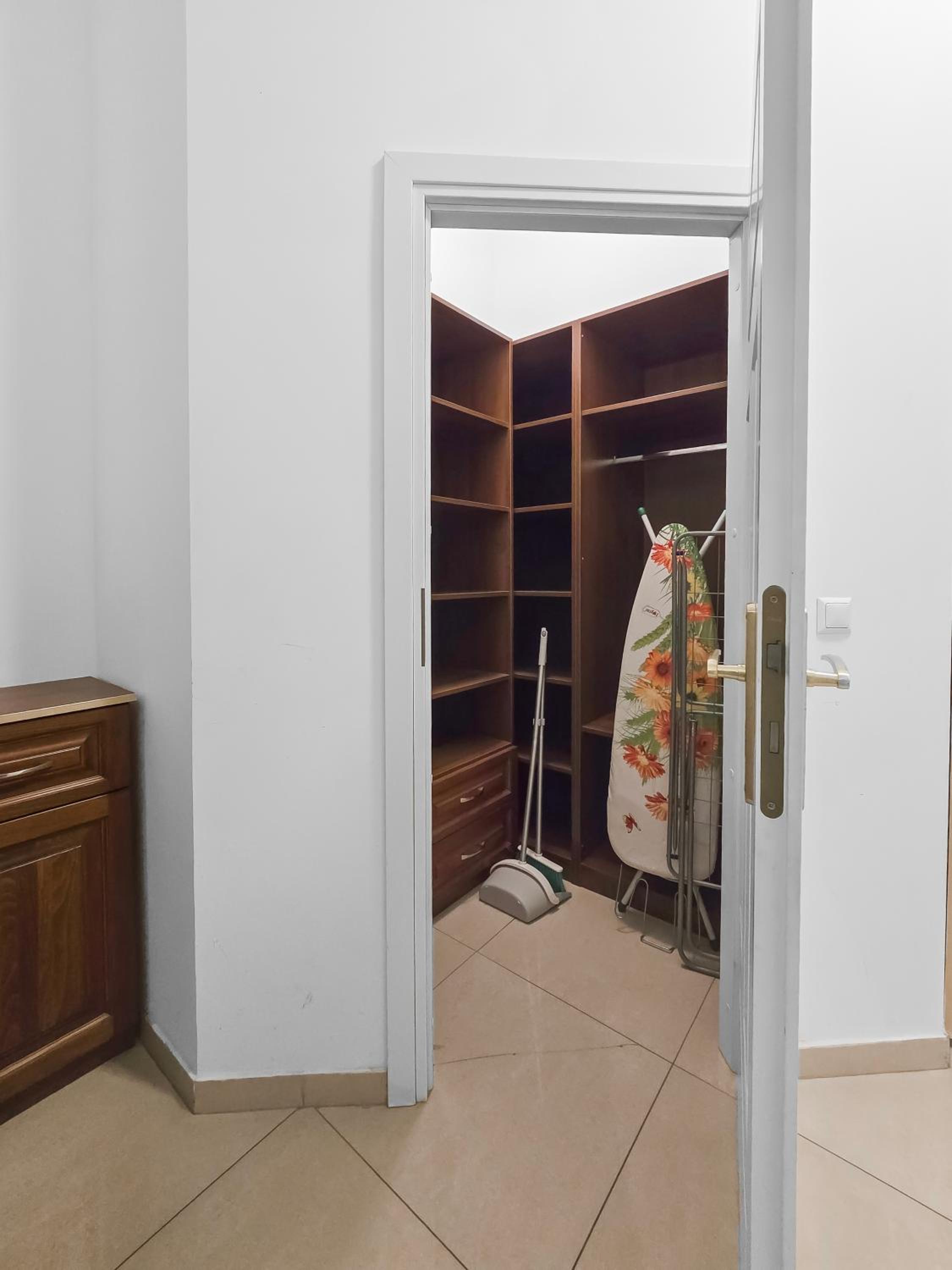 Millennium Cozy Stay - Fully Equipped Apartment