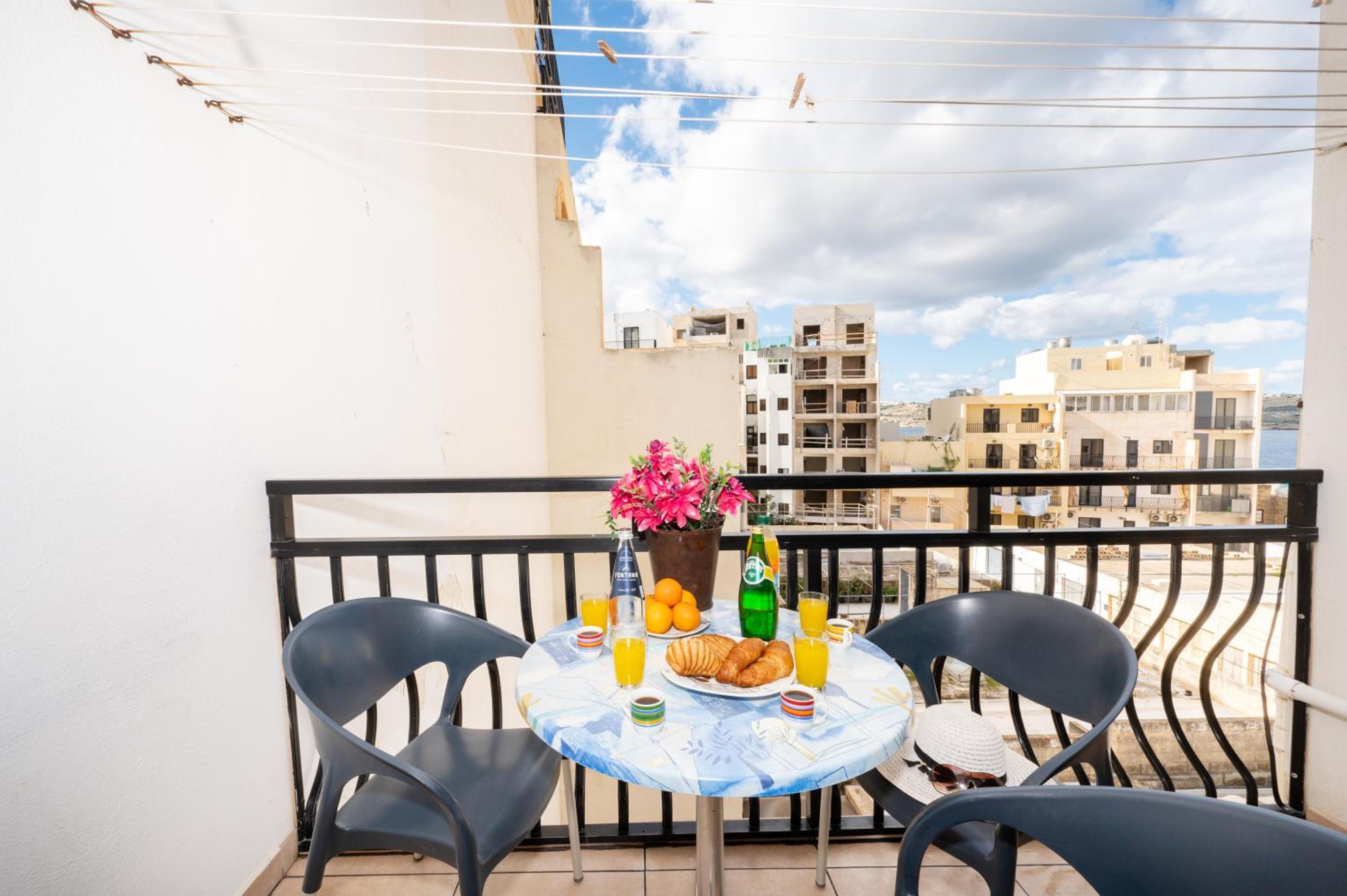 Seashells Apartments with terrace, just off the seafront in Bugibba - by Getawaysmalta photo 2