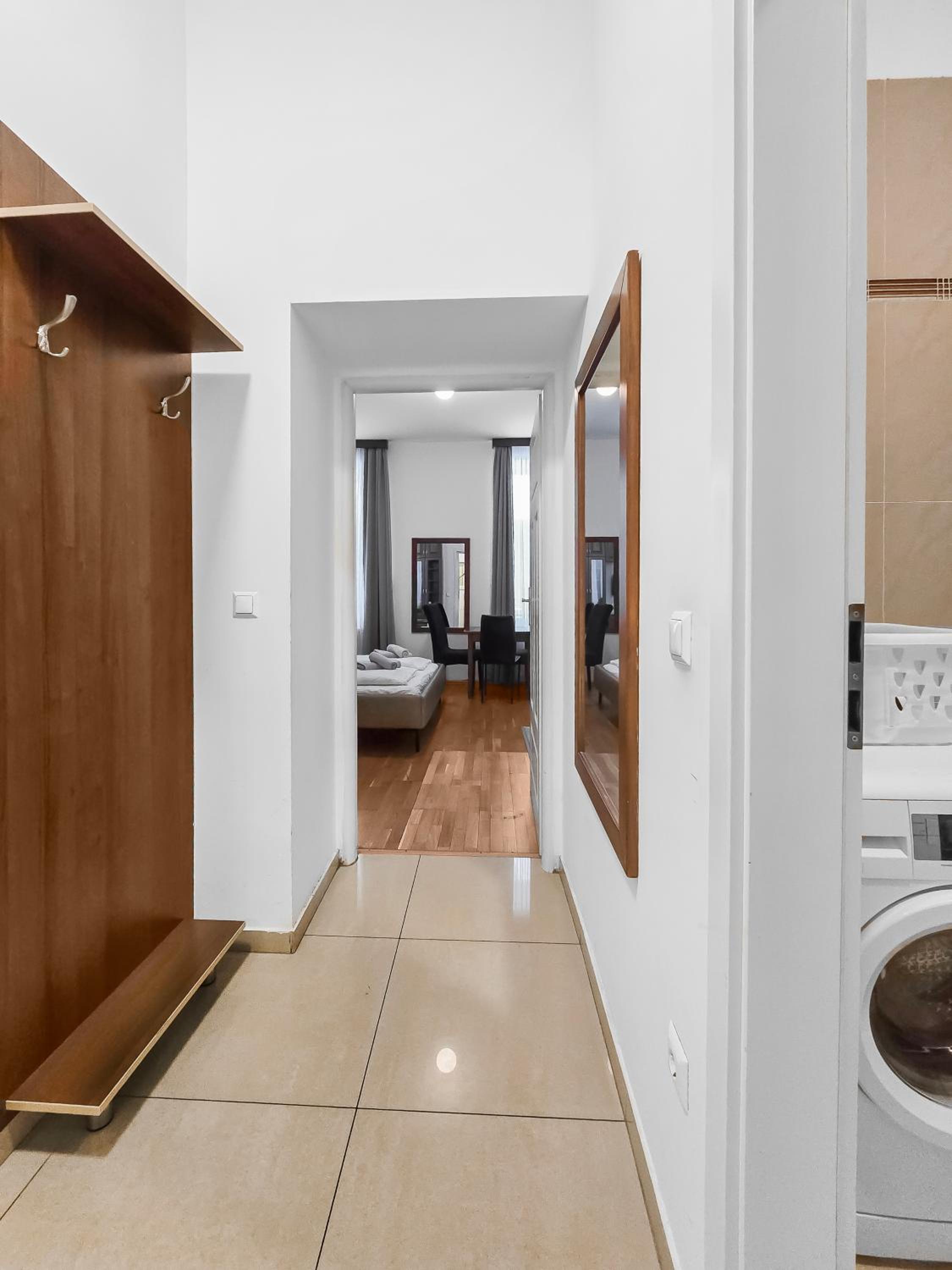 Millennium Cozy Stay - Fully Equipped Apartment