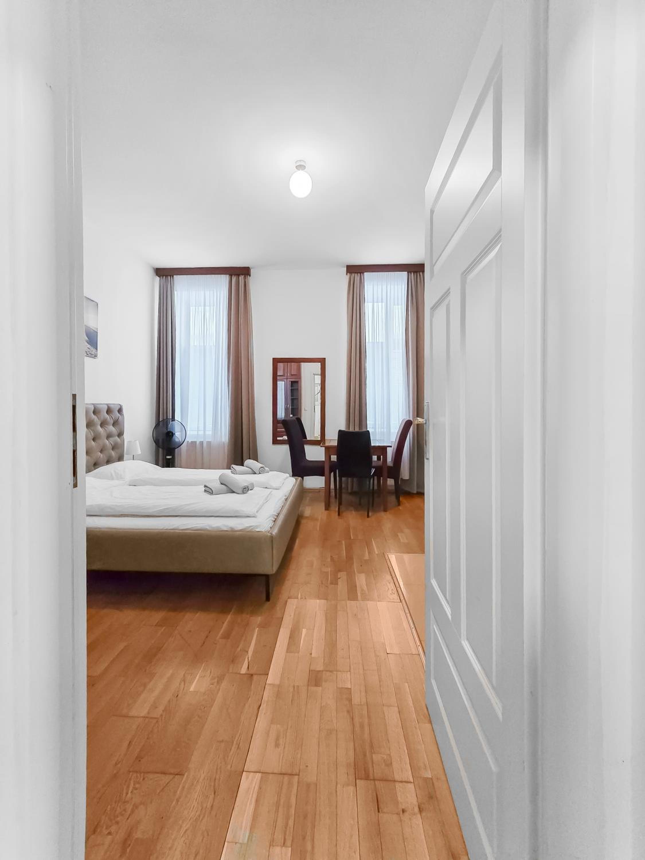 Millennium Cozy Stay - Fully Equipped Apartment