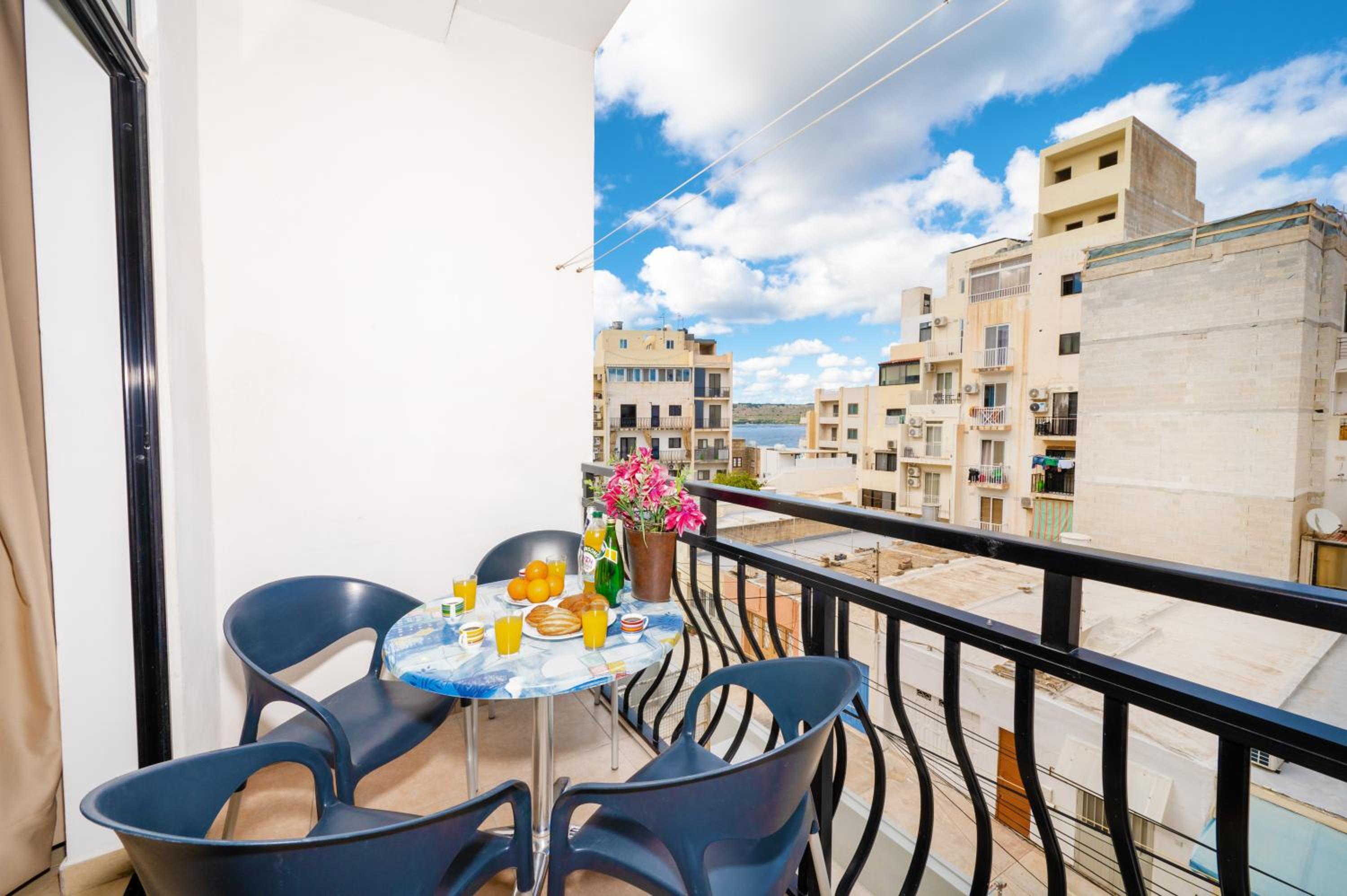 Seashells Apartments with terrace, just off the seafront in Bugibba - by Getawaysmalta photo 4