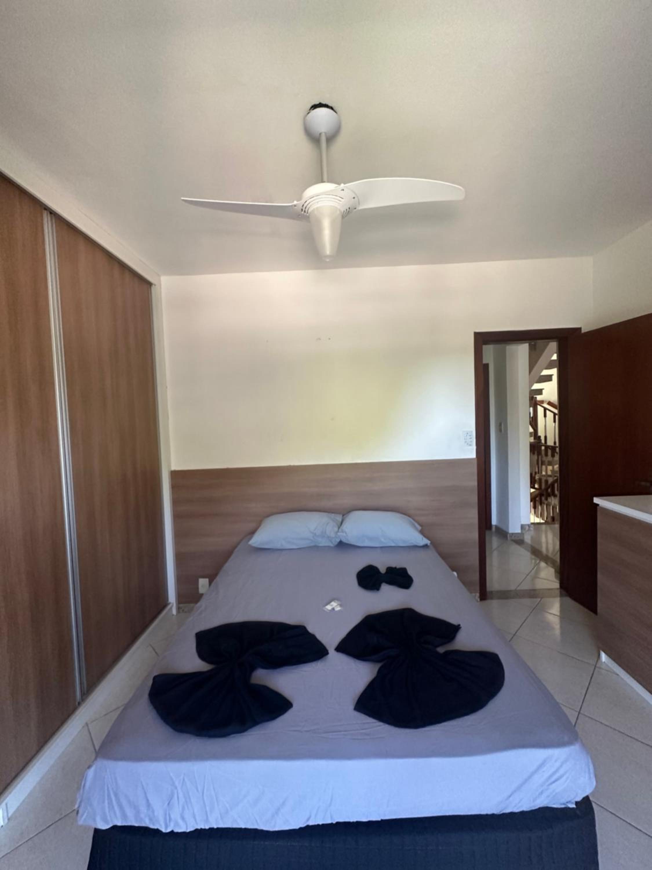 Mansão na praia, pisicina, área gourmet, 6 quatos