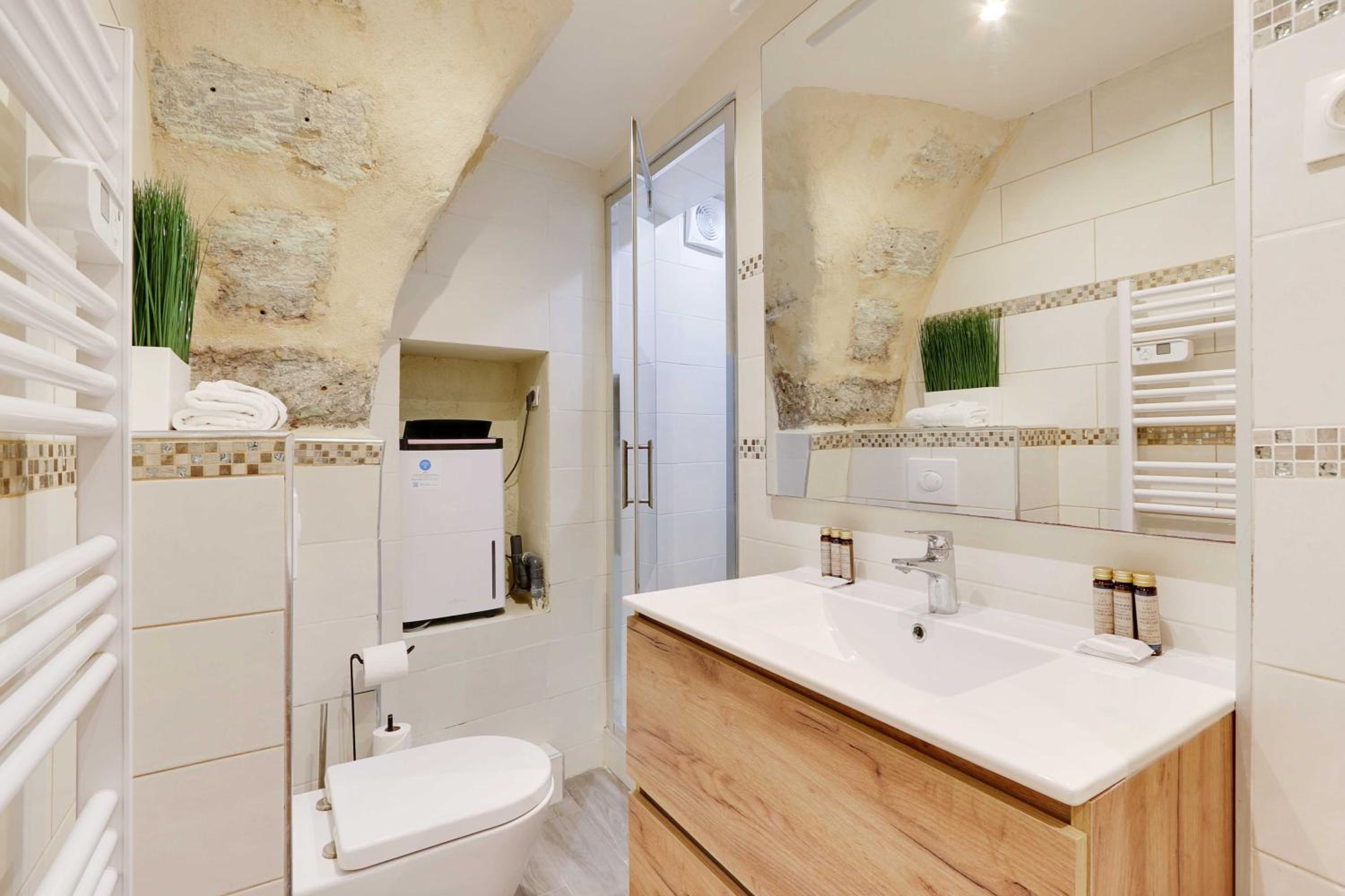 Charming apartment with AC -1BR-3P- Sentier