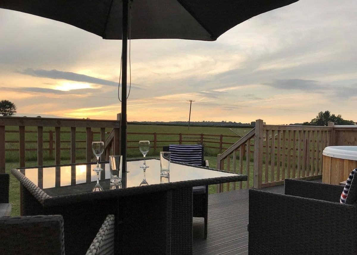 Larkrise Farm Lodges