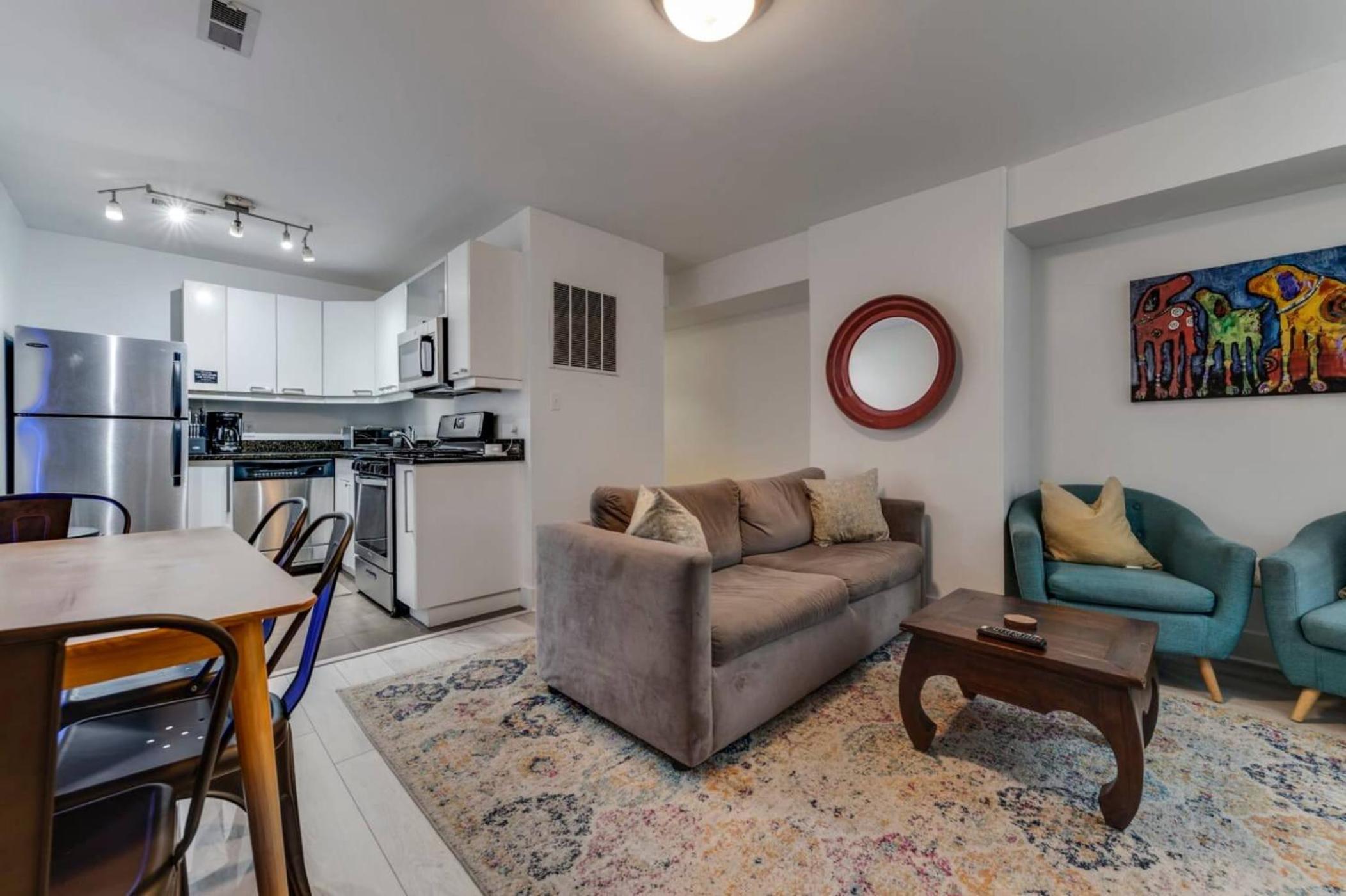 Charming 2BD1BA in Hip Area - Near Metro view 3