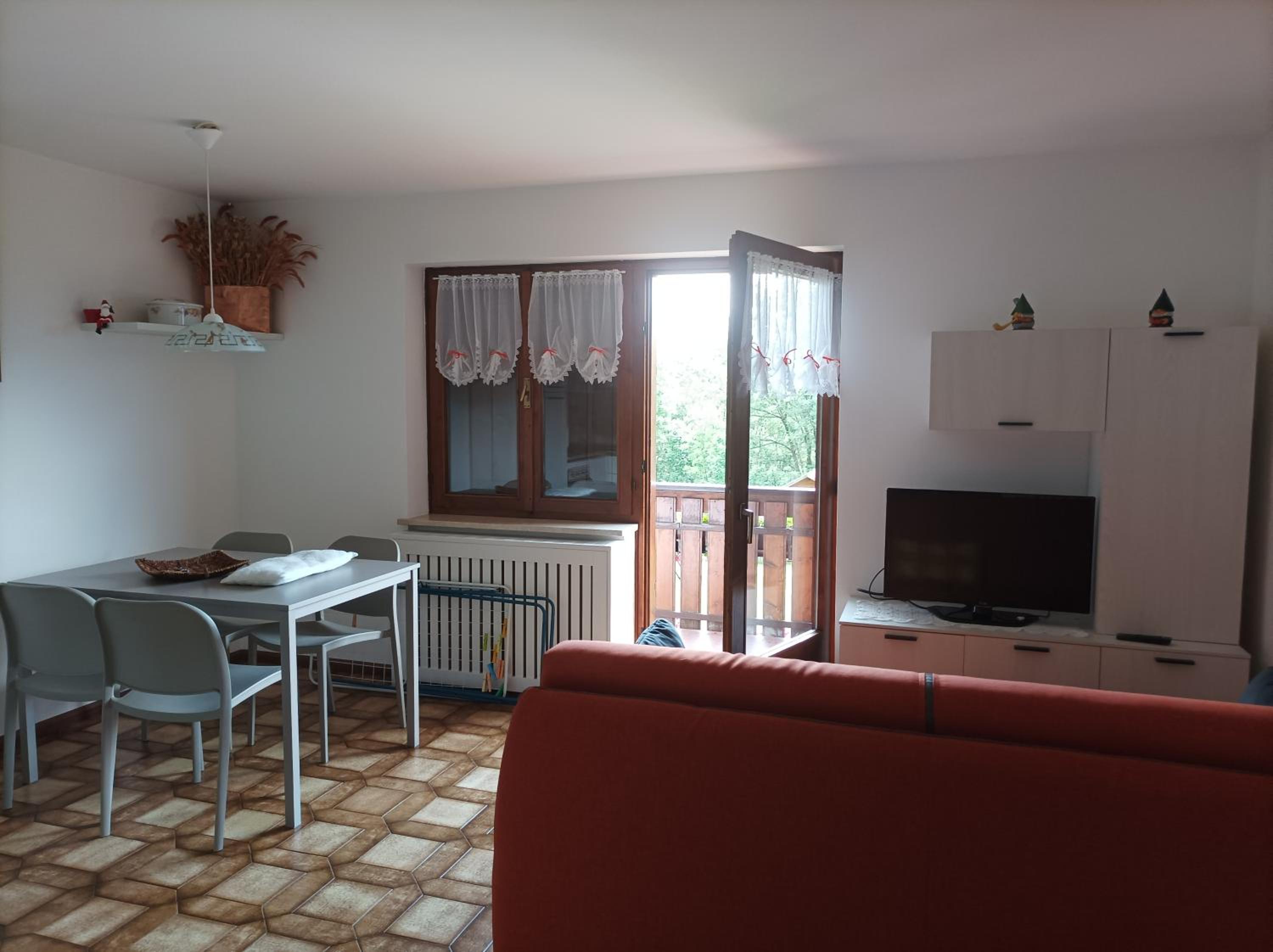 Casa Erica - Carano view 5