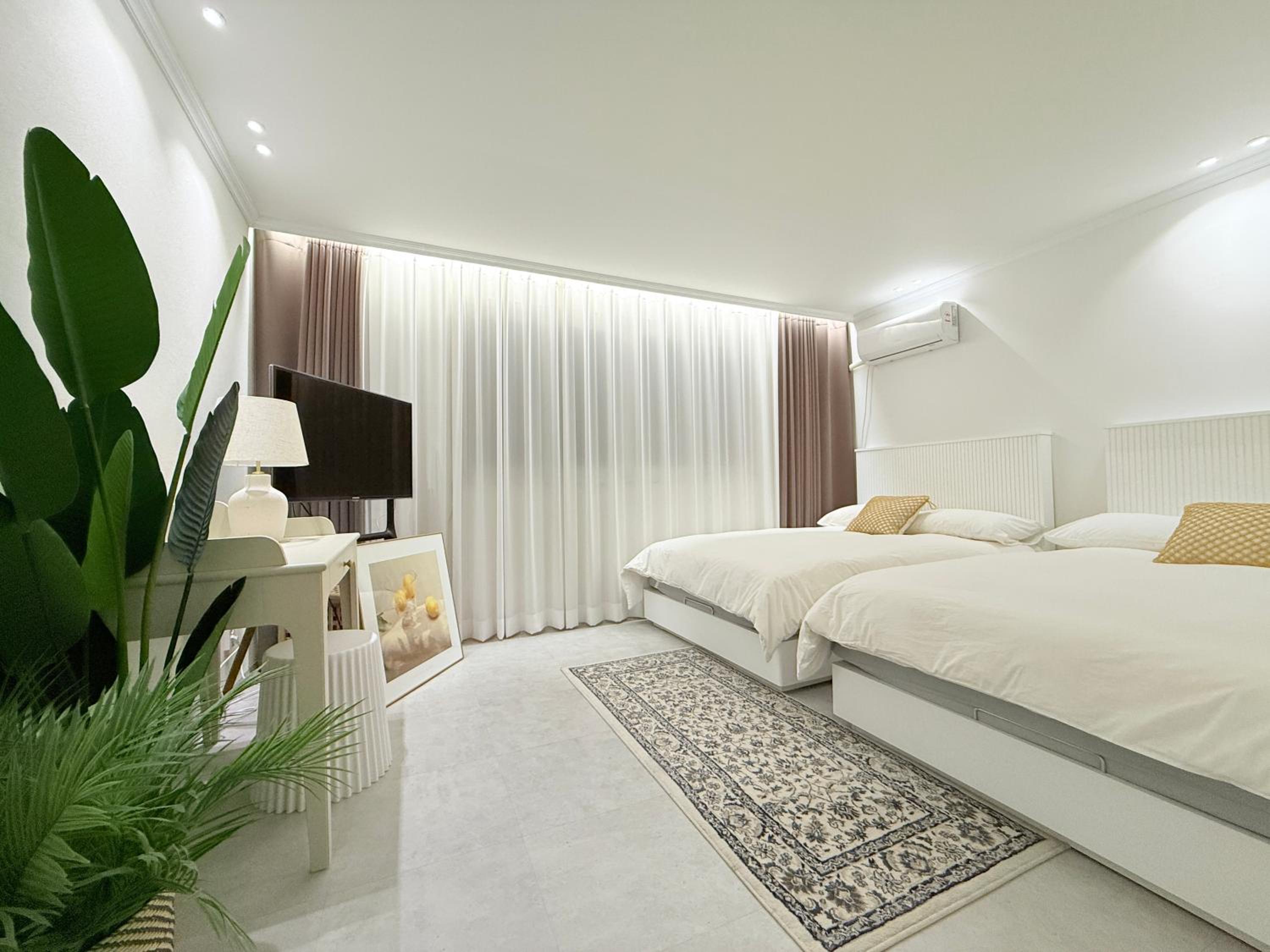 hotel room