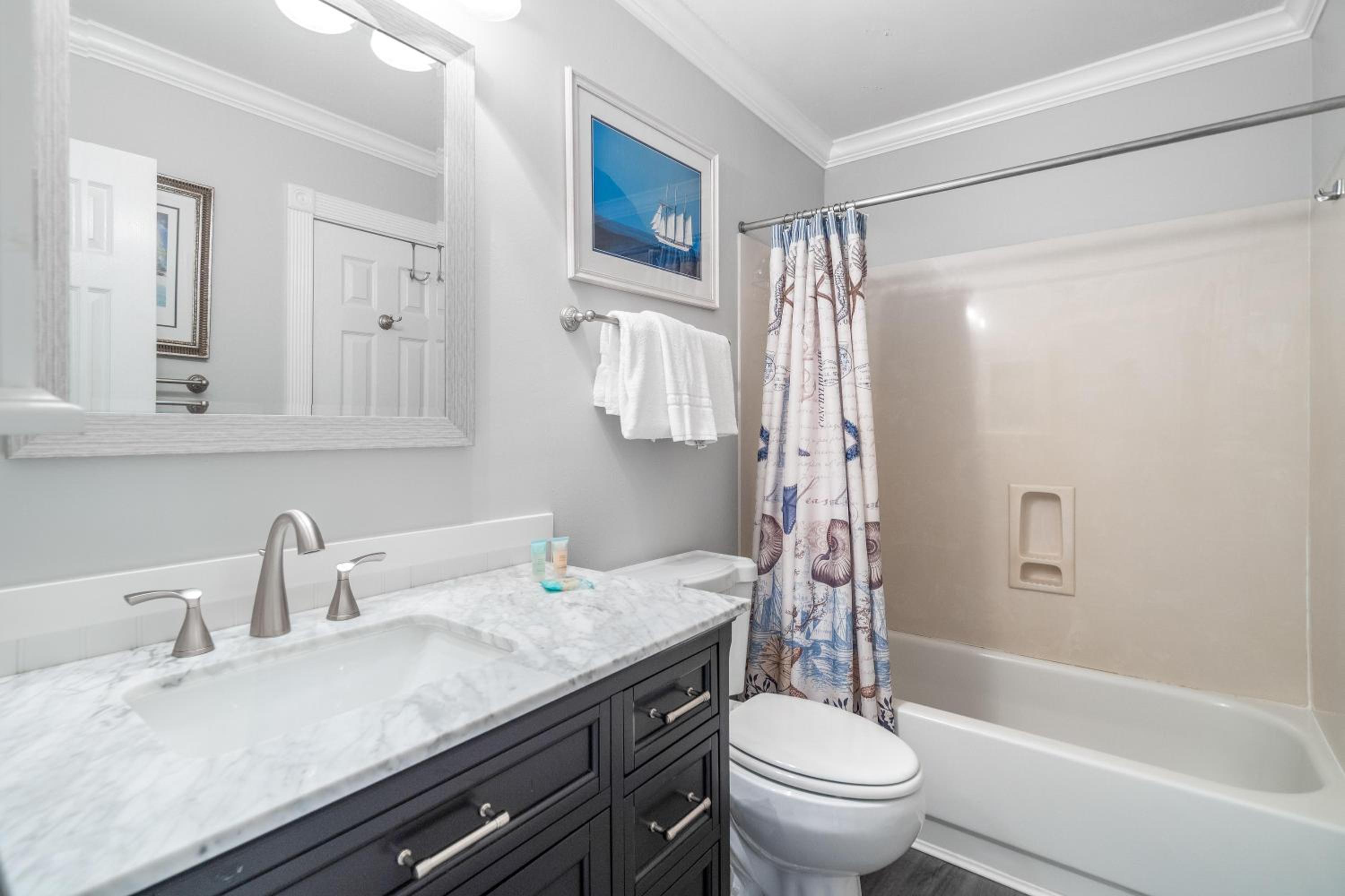 Destin Dreaming -Crystal Beach-Pool-Golf Cart-Carriage House