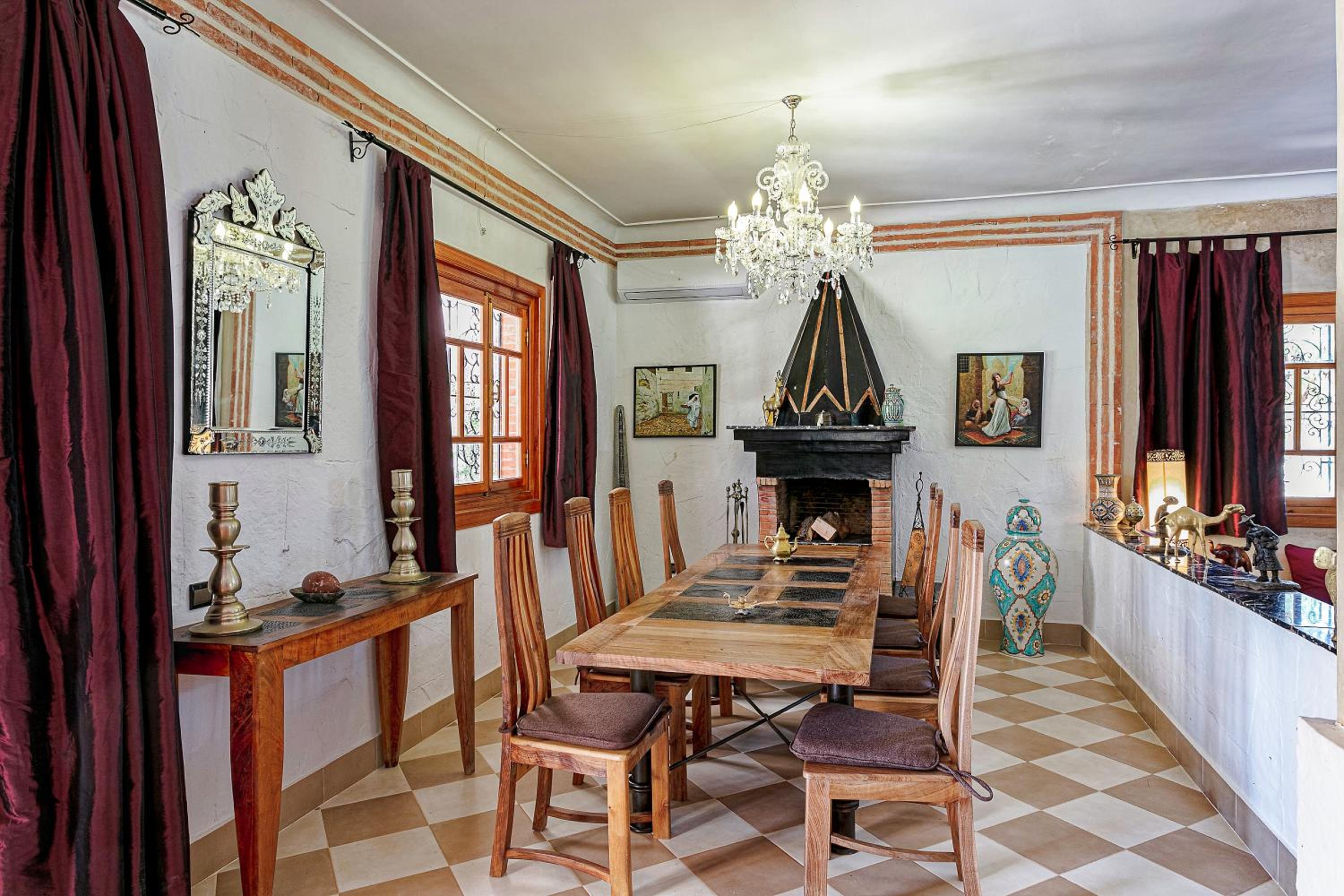 dining