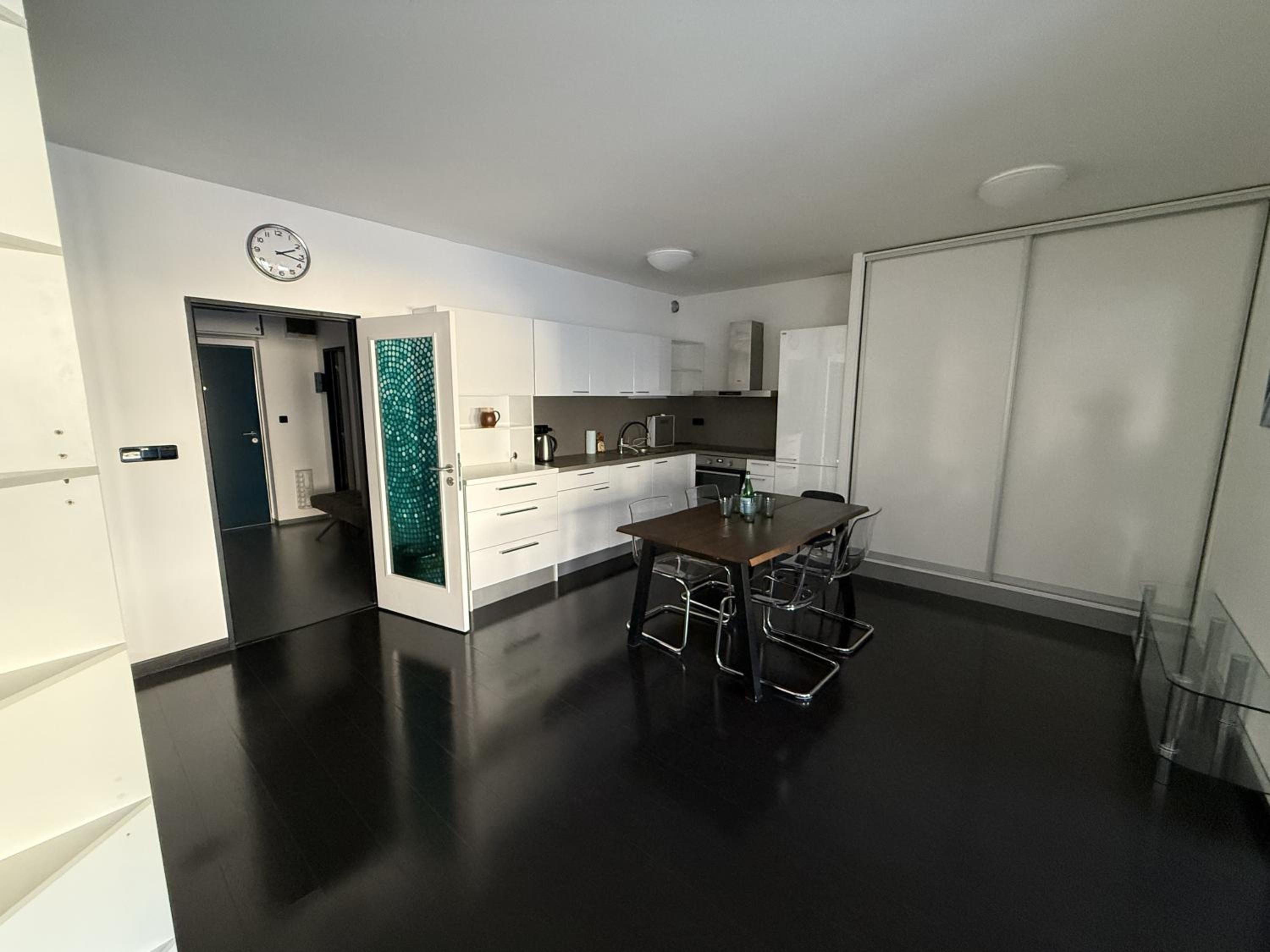 Loft spacious apartments in Prague