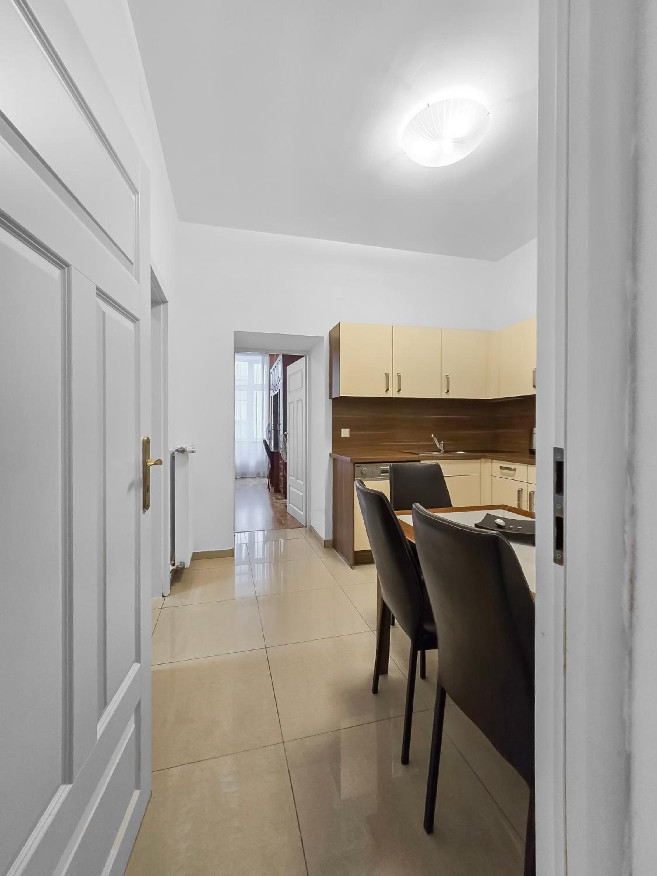 Spacious 3-Bedroom Retreat with Balcony for 8 Near Millennium Tower