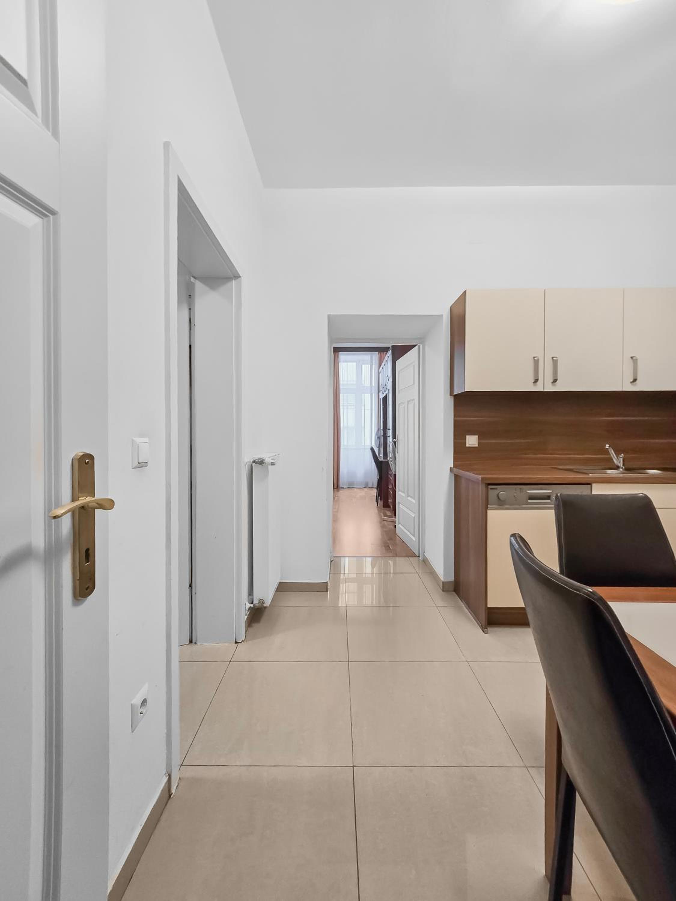 Spacious 3-Bedroom Retreat with Balcony for 8 Near Millennium Tower