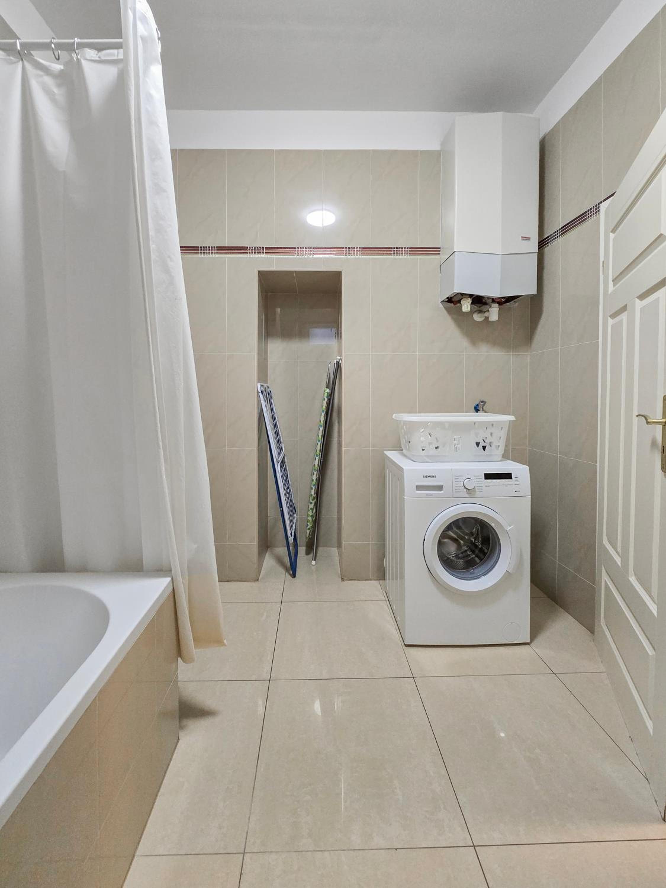 Spacious 3-Bedroom Retreat with Balcony for 8 Near Millennium Tower