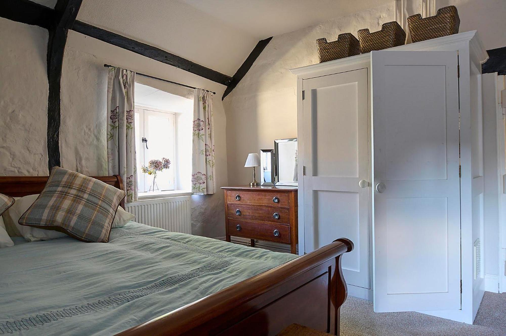 Drewe Arms Bunk Rooms view 2