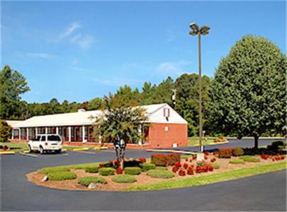Yorktown Motor Lodge view 3