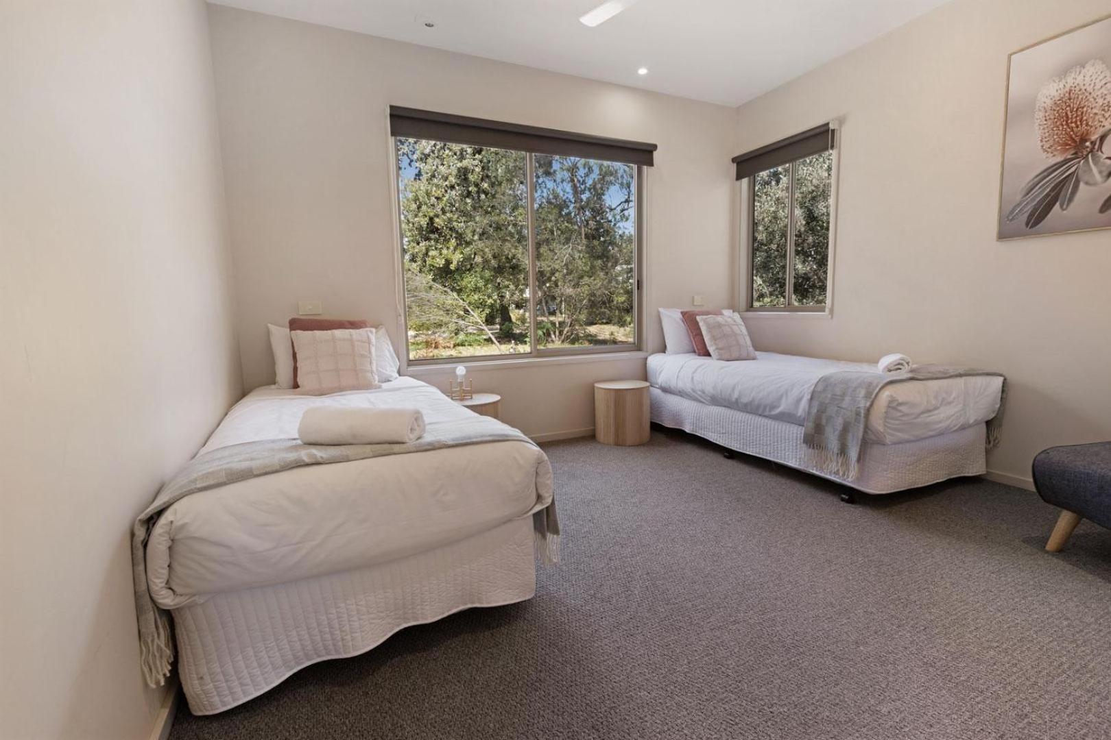 Beluga - Waterfront Retreat