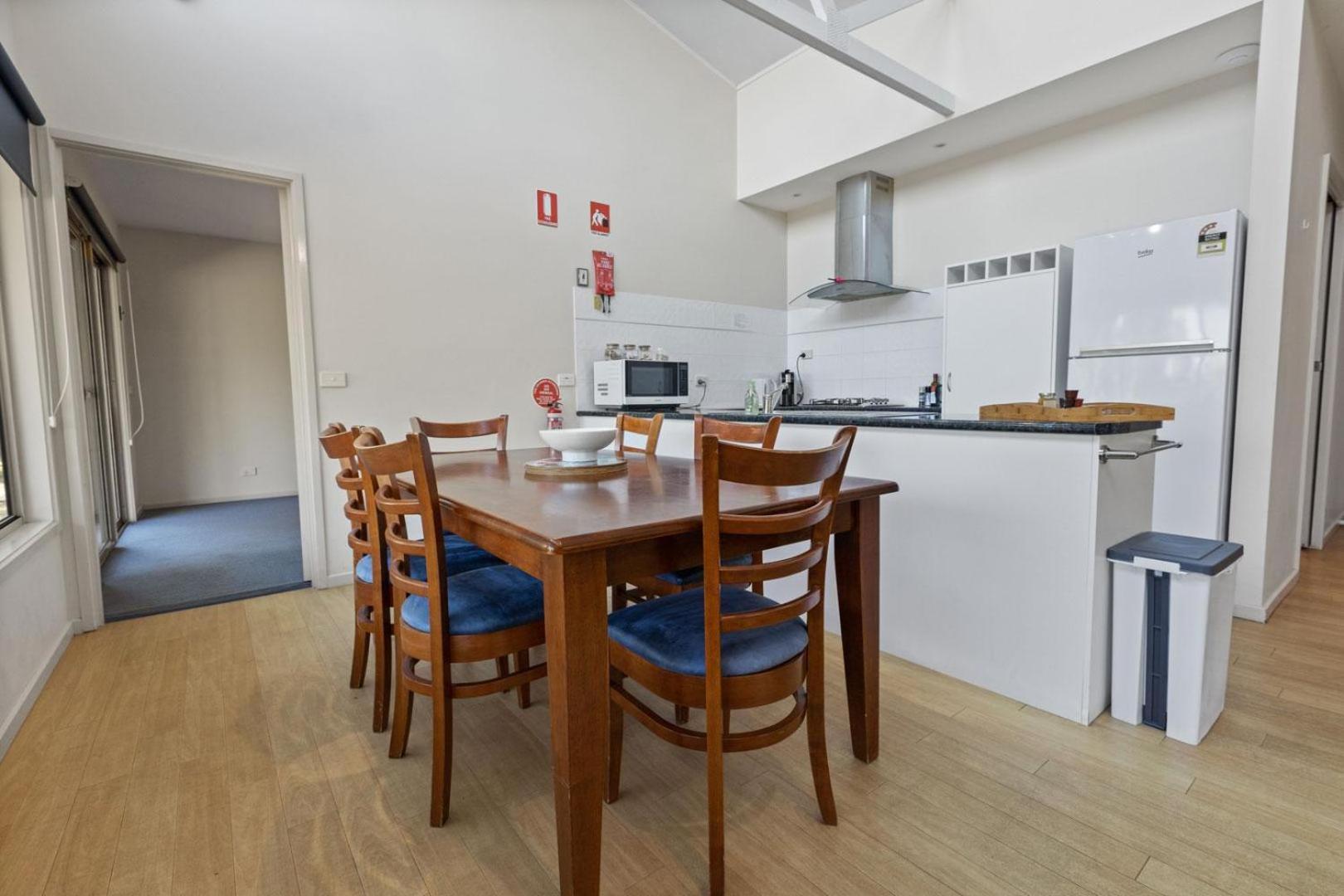 Despatch - Waterfront Retreat