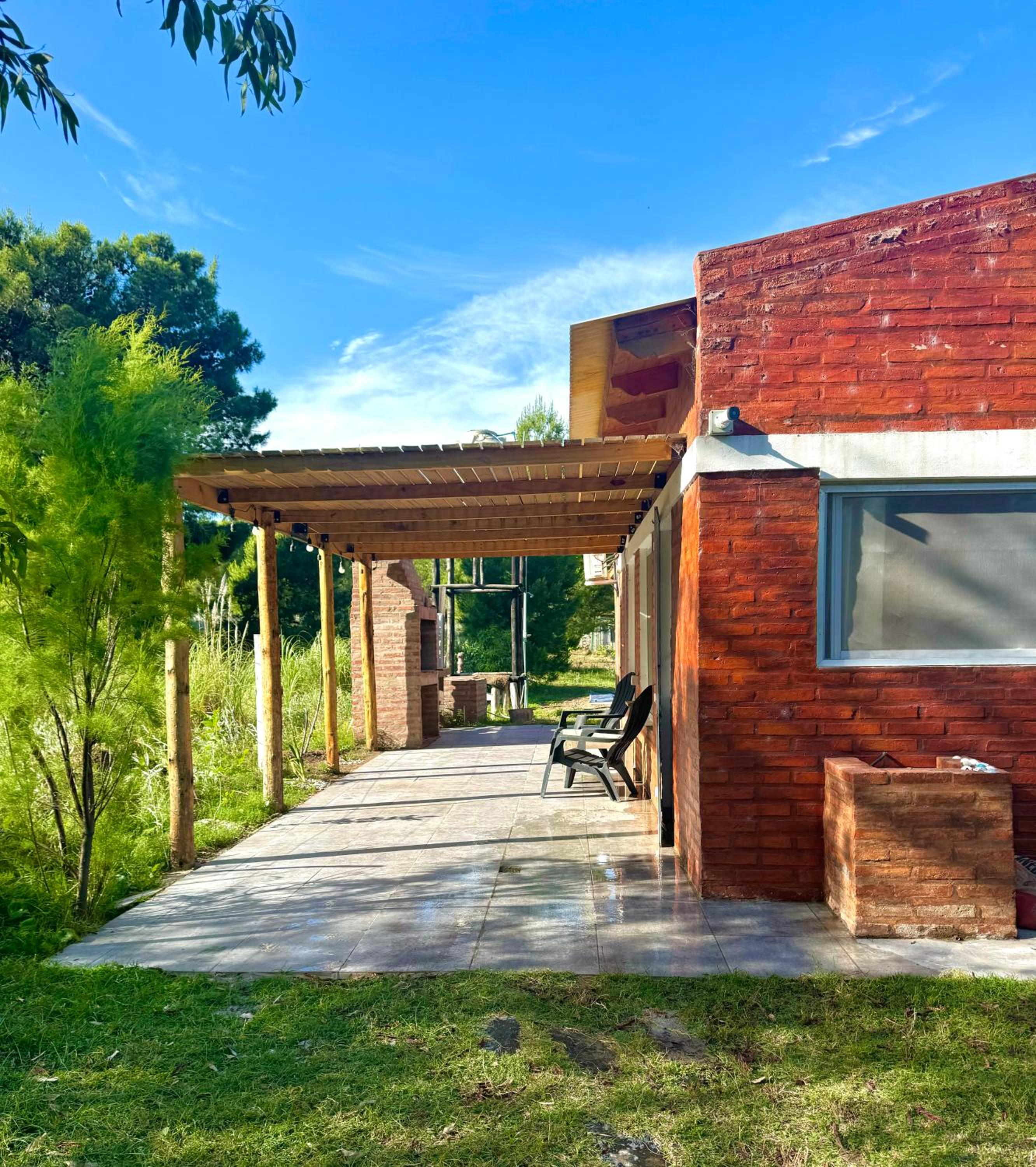Casa Monte Hermoso / Sauce grande