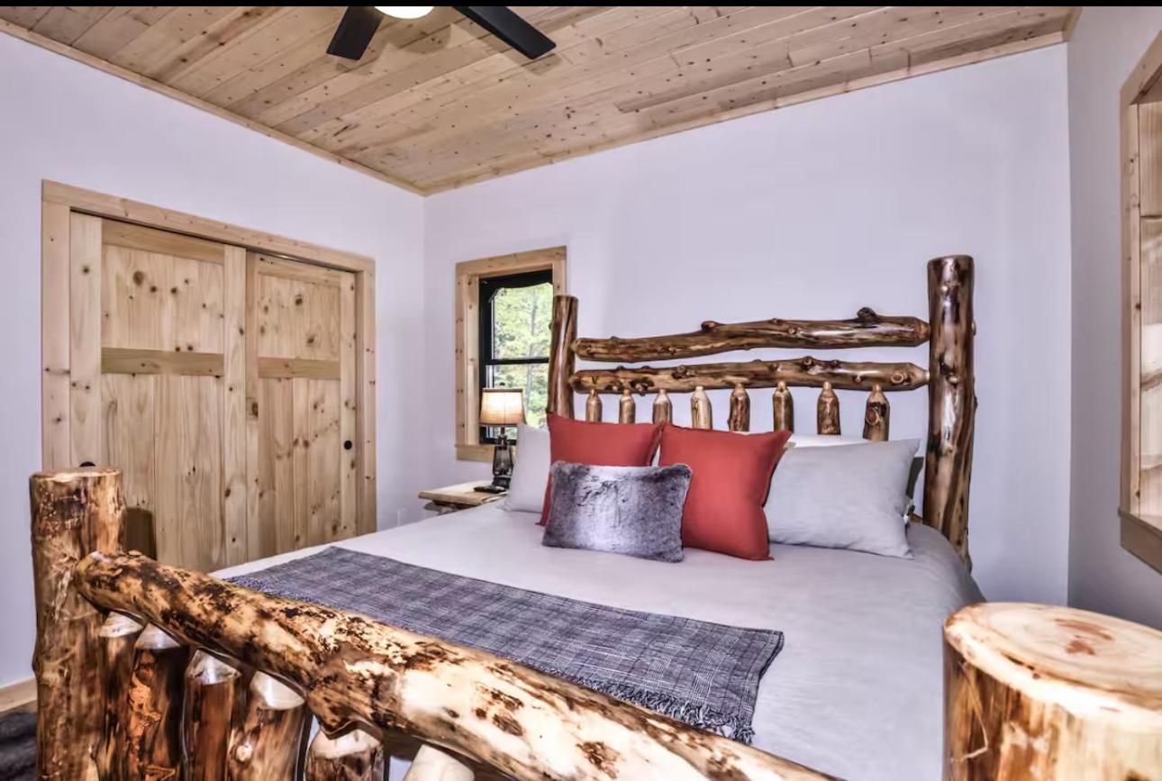 Black Bear Lodge view 5