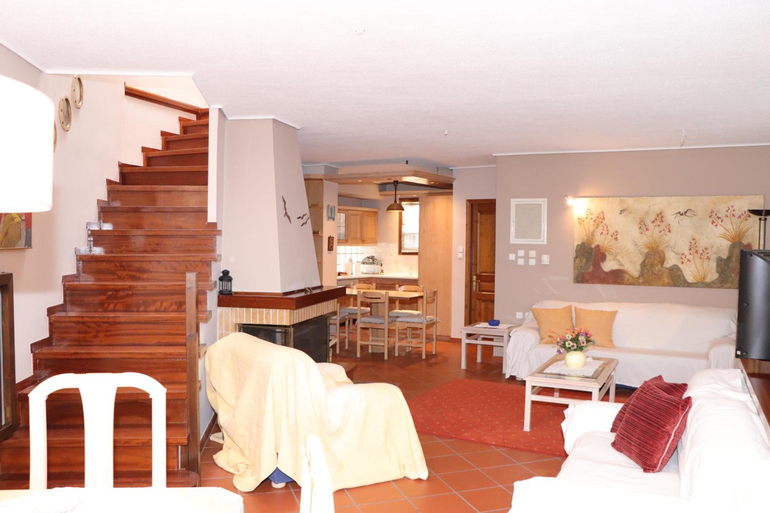 Arachova Maisonnate