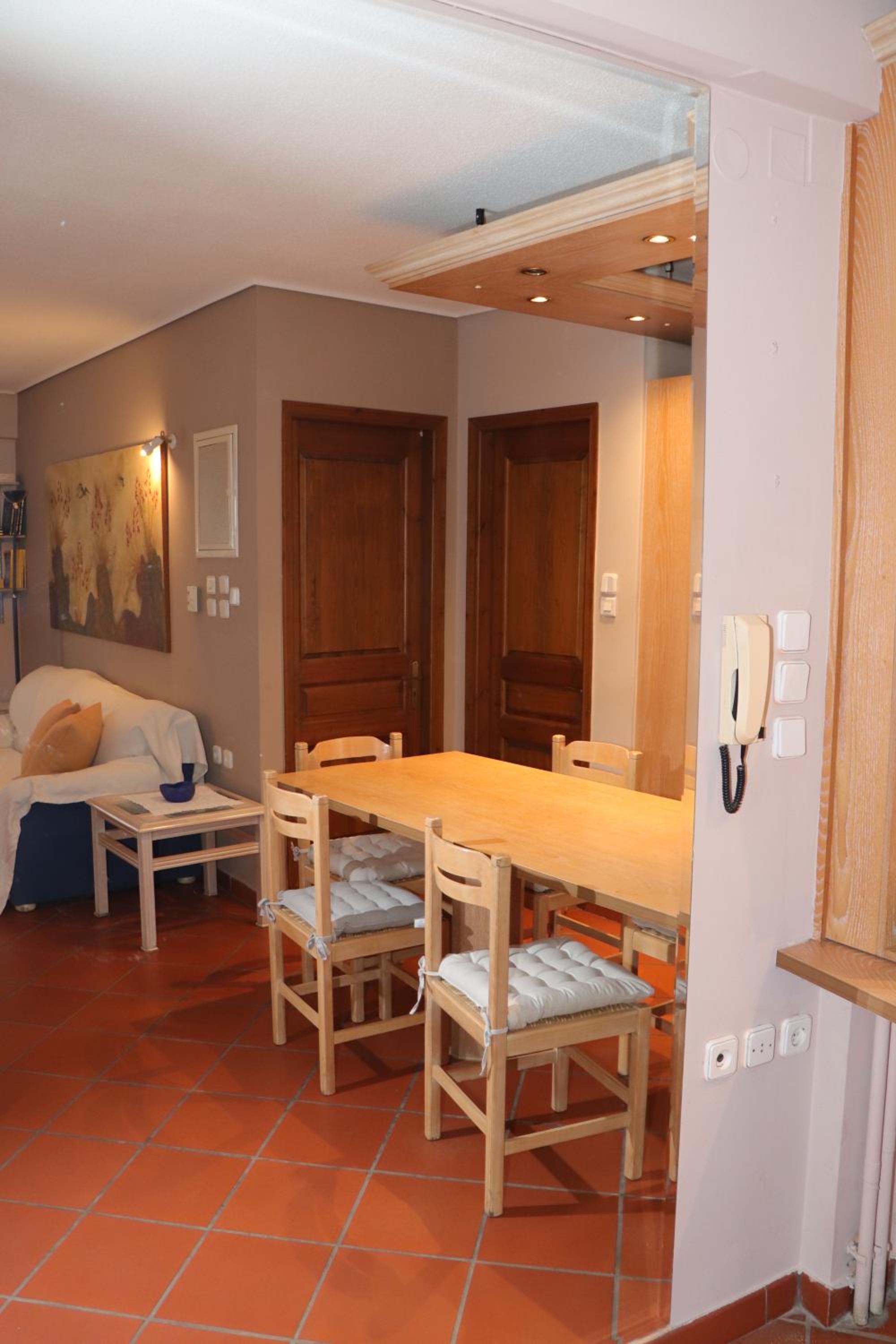 Arachova Maisonnate