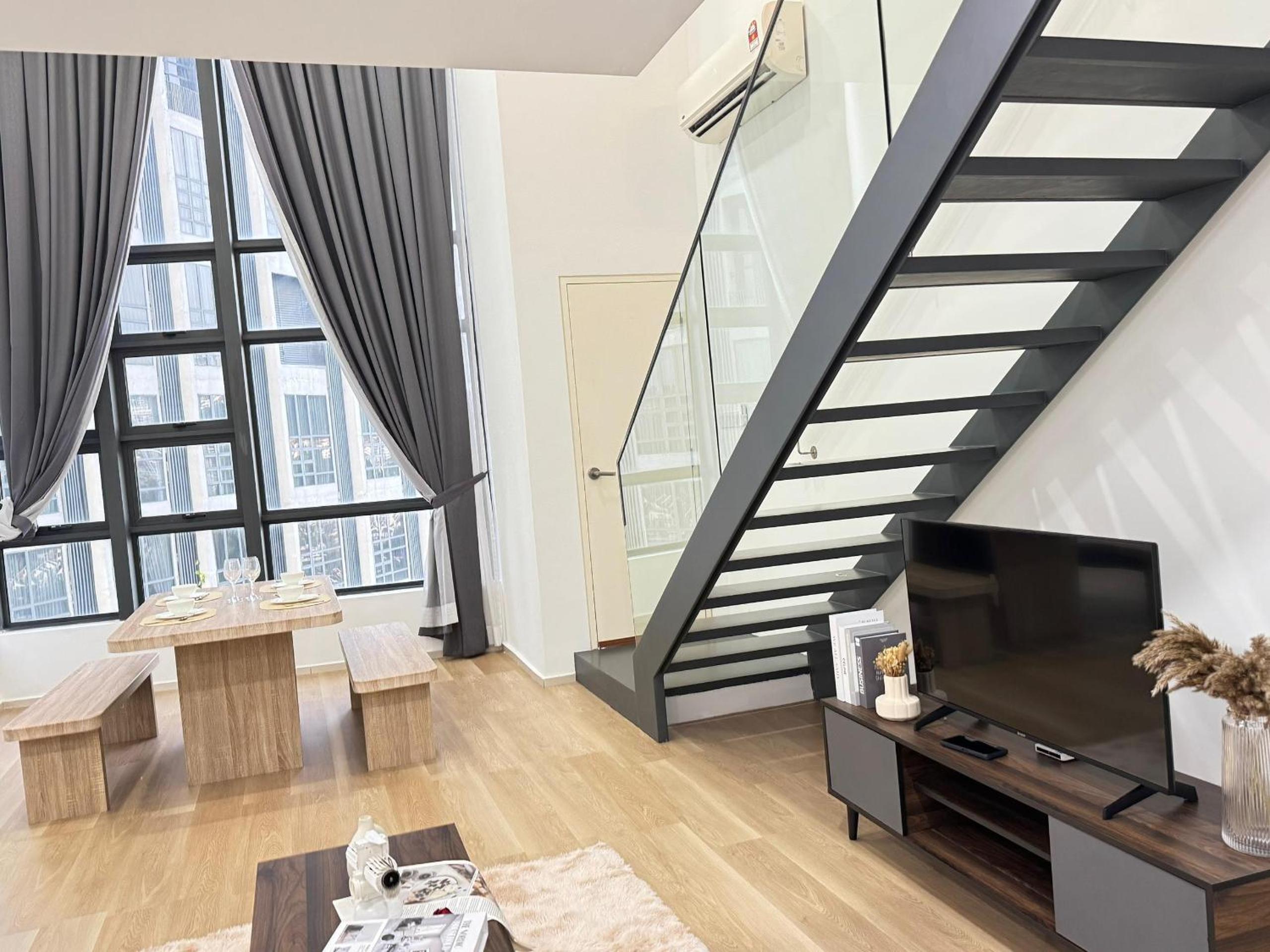 Urban Loft MRT Convenience KLCC Nearby in EKO CHERAS