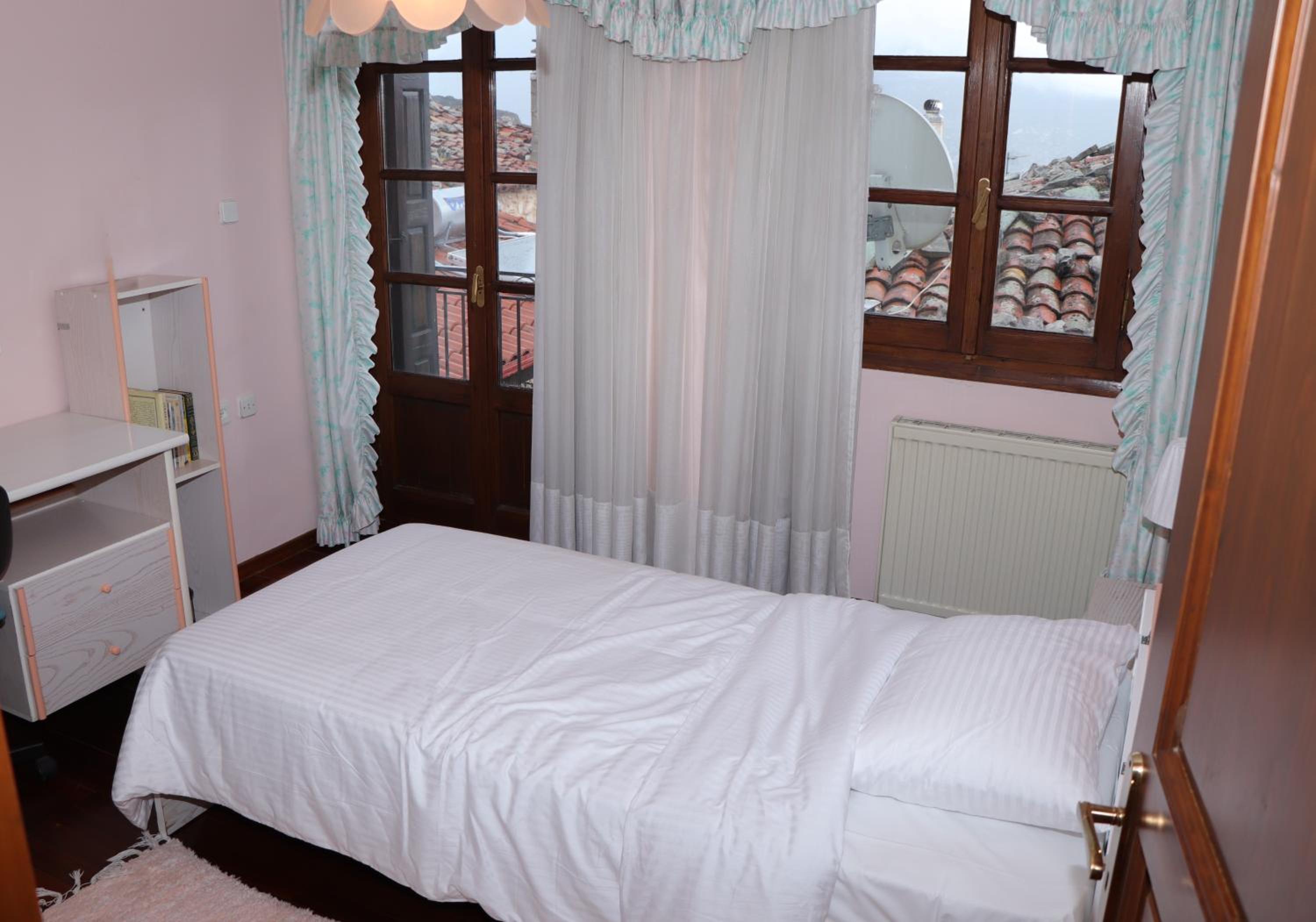 Arachova Maisonnate