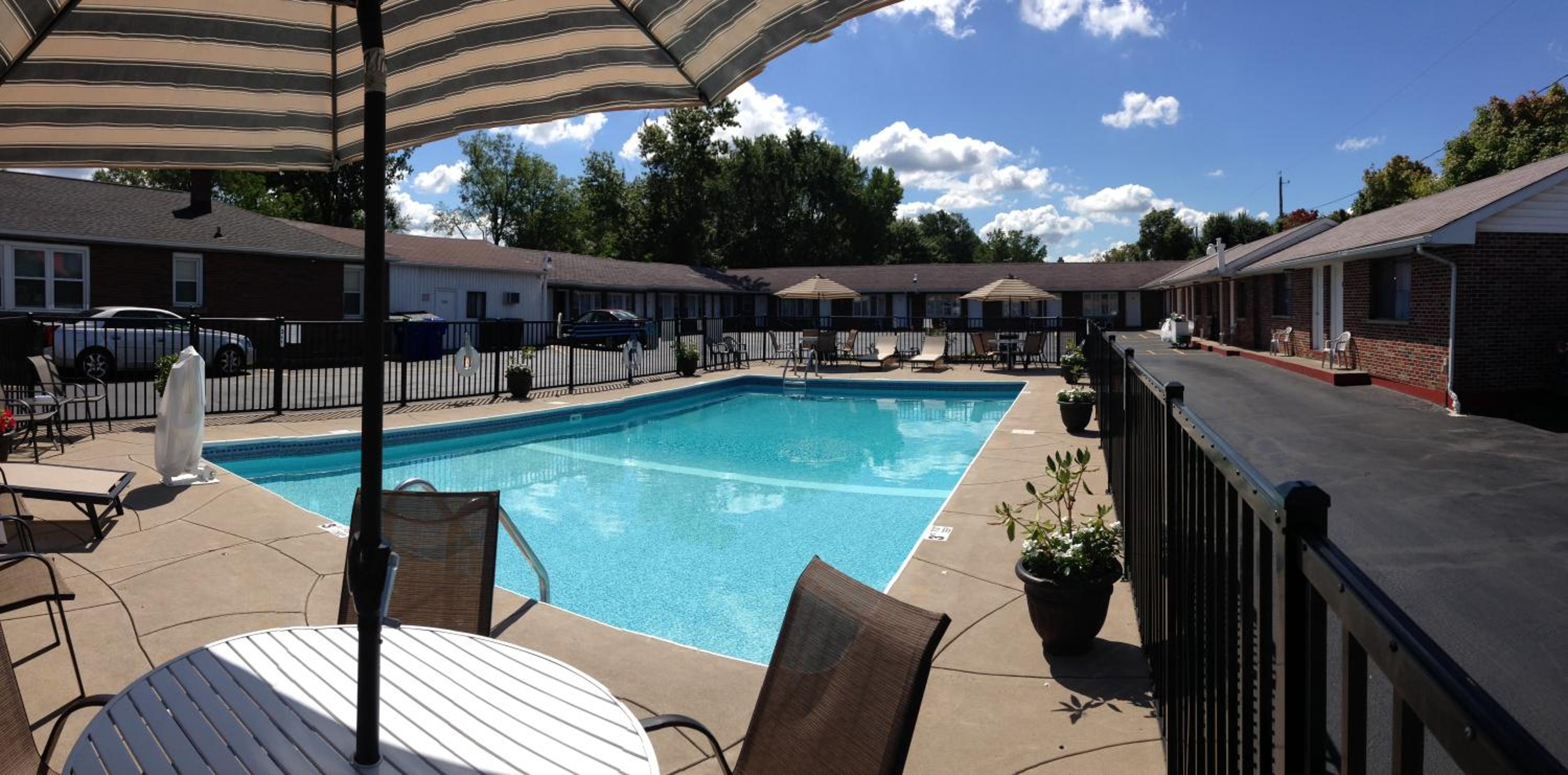 Moonlite Motel