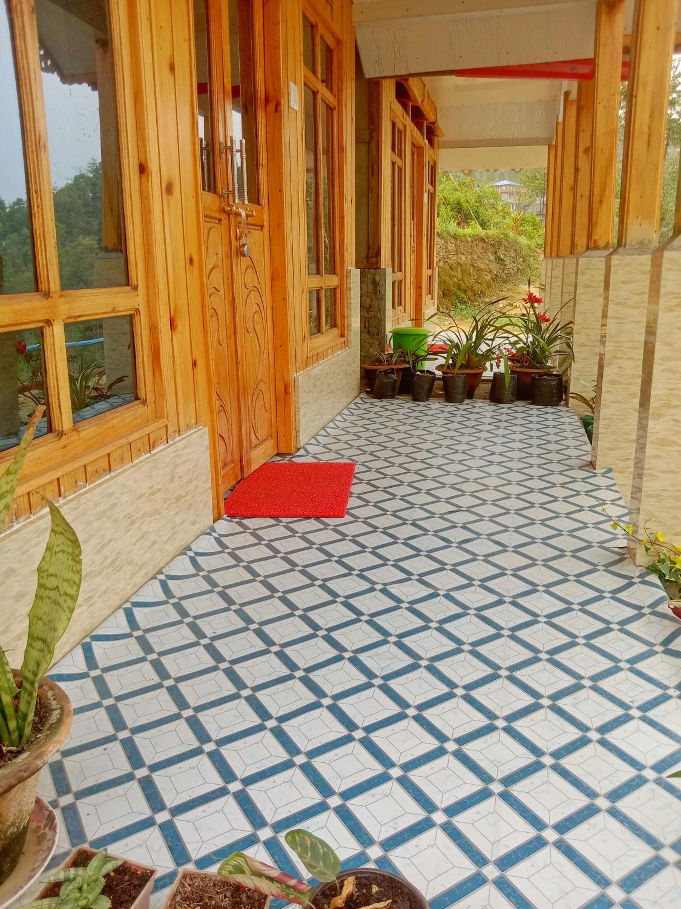 Nimzong homestay