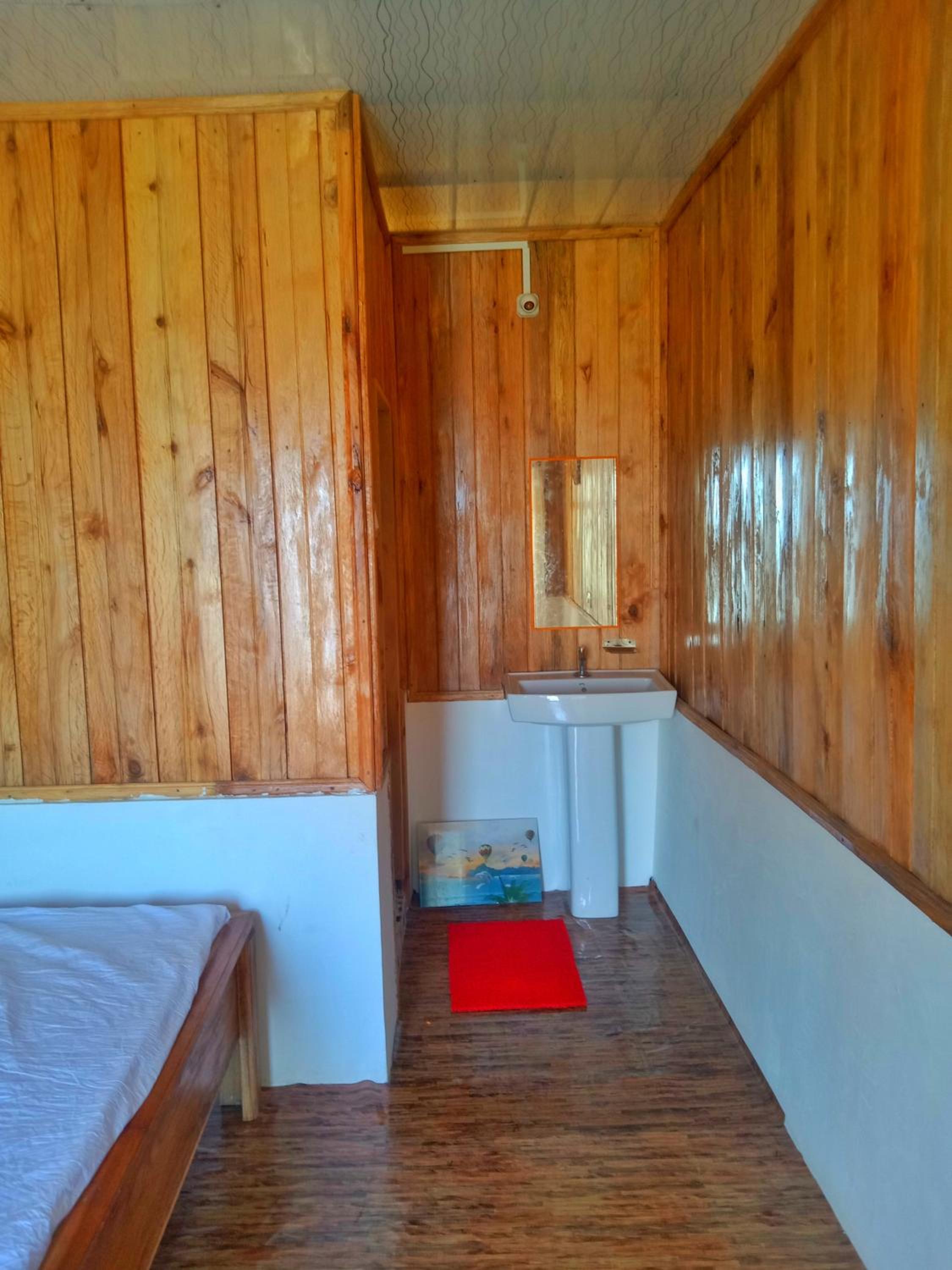 Nimzong homestay