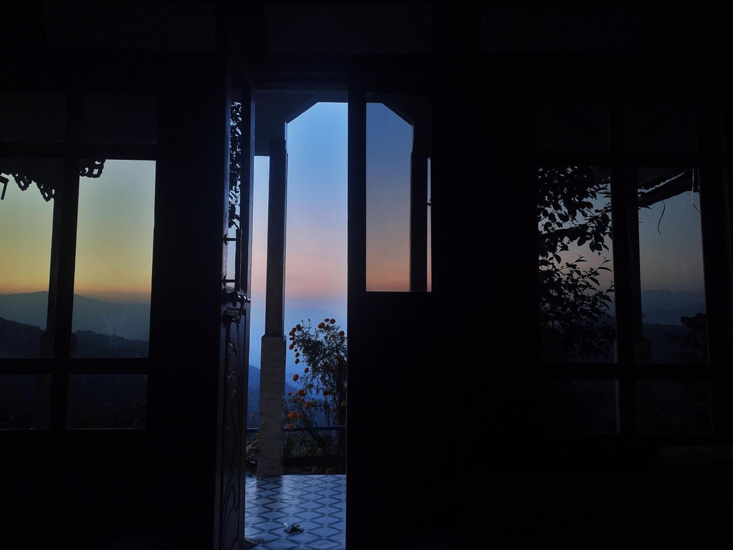Nimzong homestay