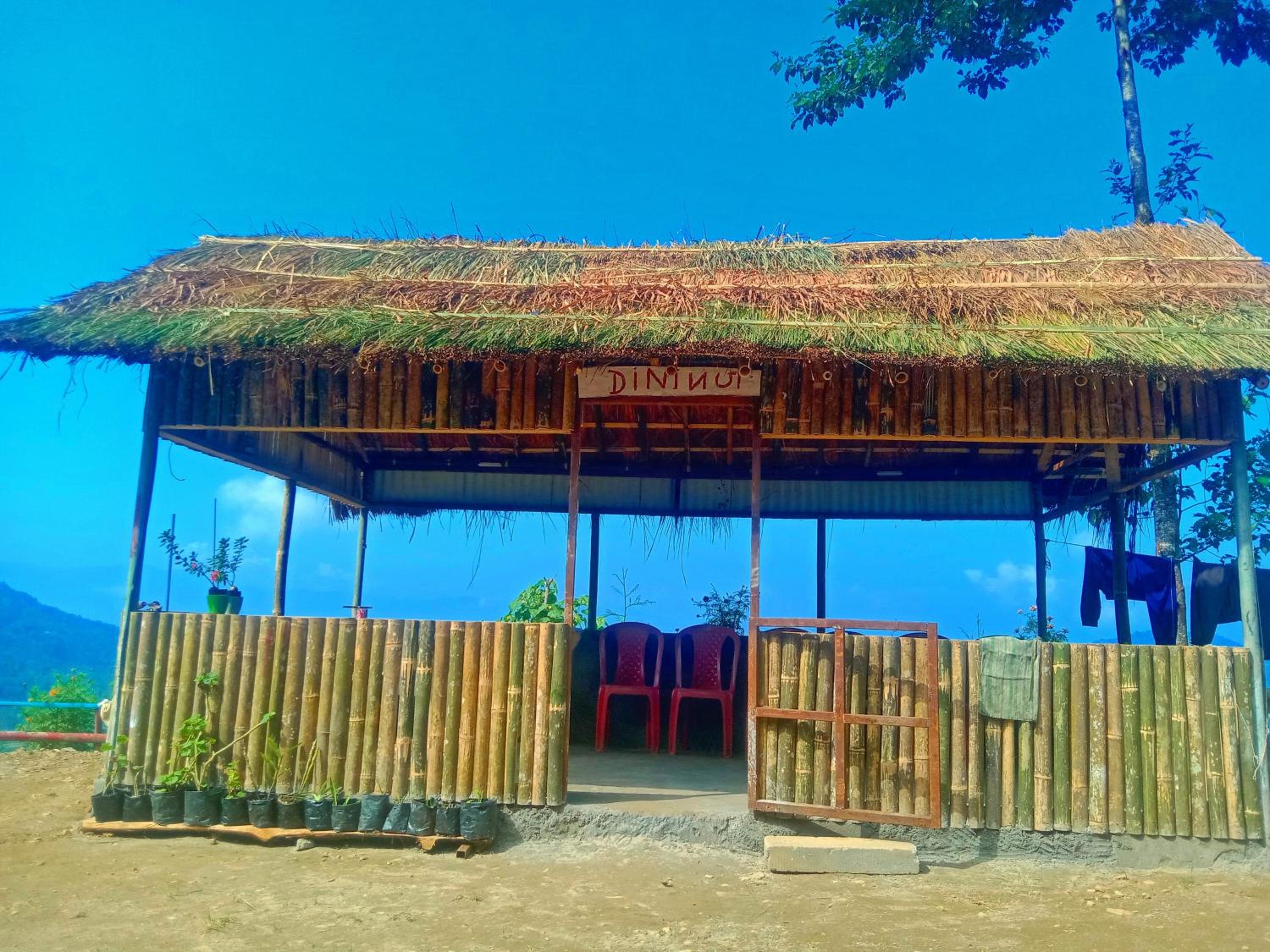 Nimzong homestay