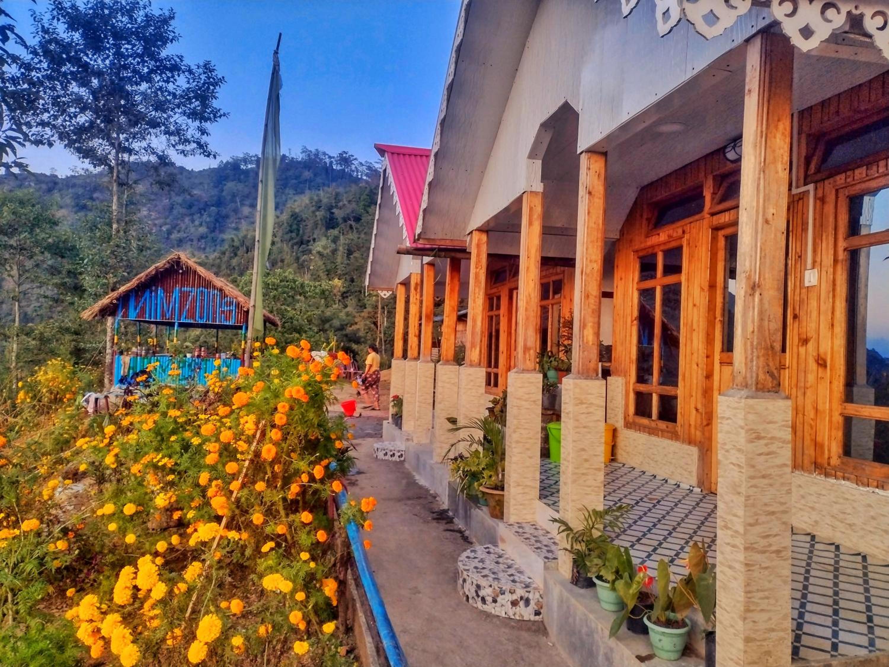 Nimzong homestay