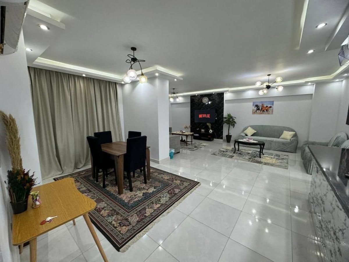 Cozy Modern Apartment In El-Nozha by Landmark Stays