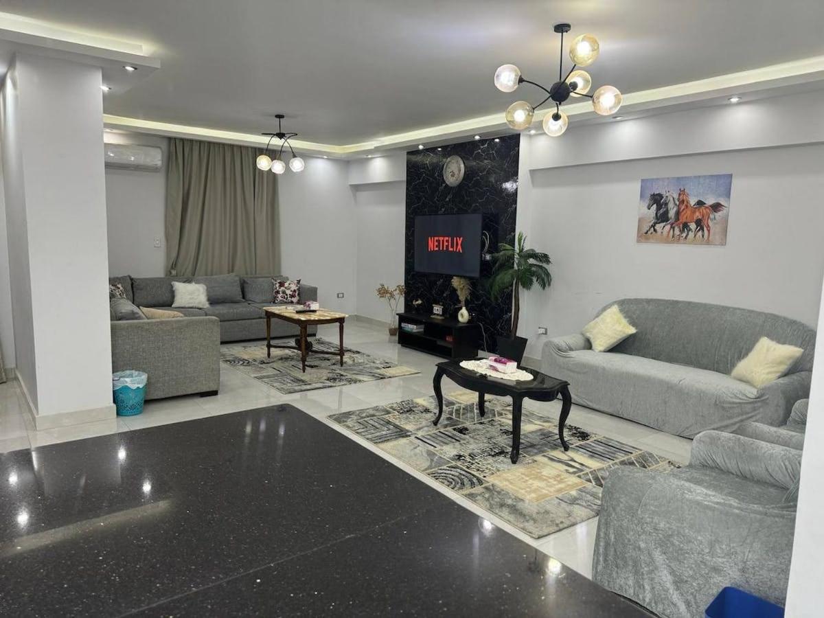 Cozy Modern Apartment In El-Nozha by Landmark Stays
