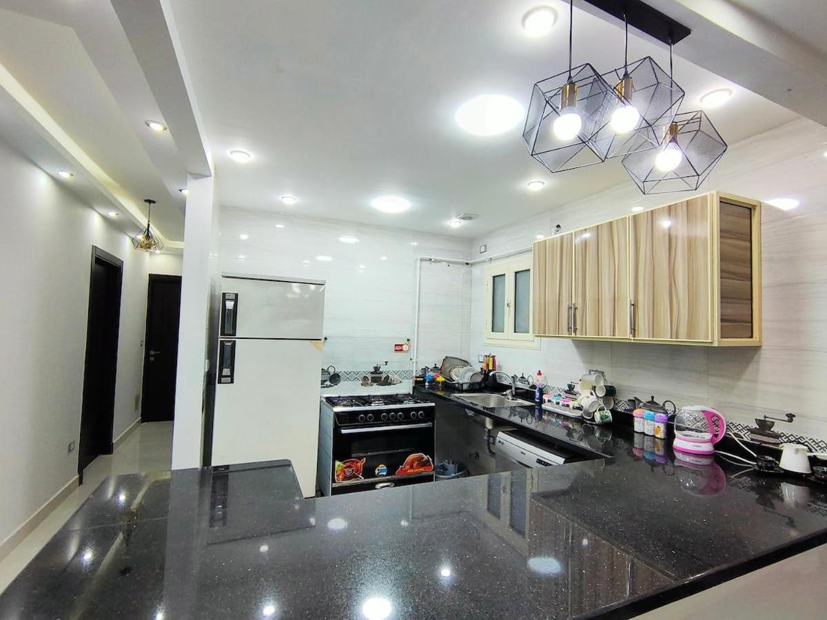 Cozy Modern Apartment In El-Nozha by Landmark Stays