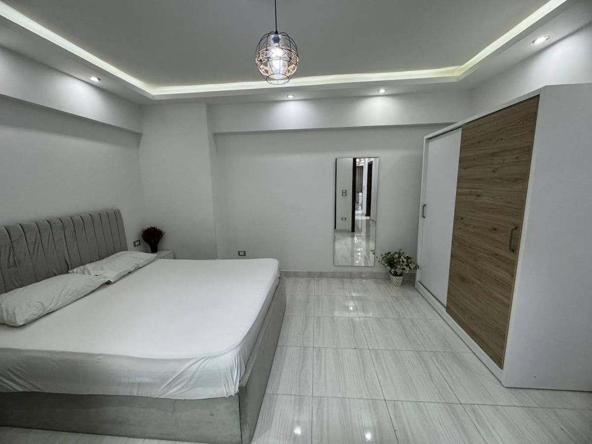 Cozy Modern Apartment In El-Nozha by Landmark Stays