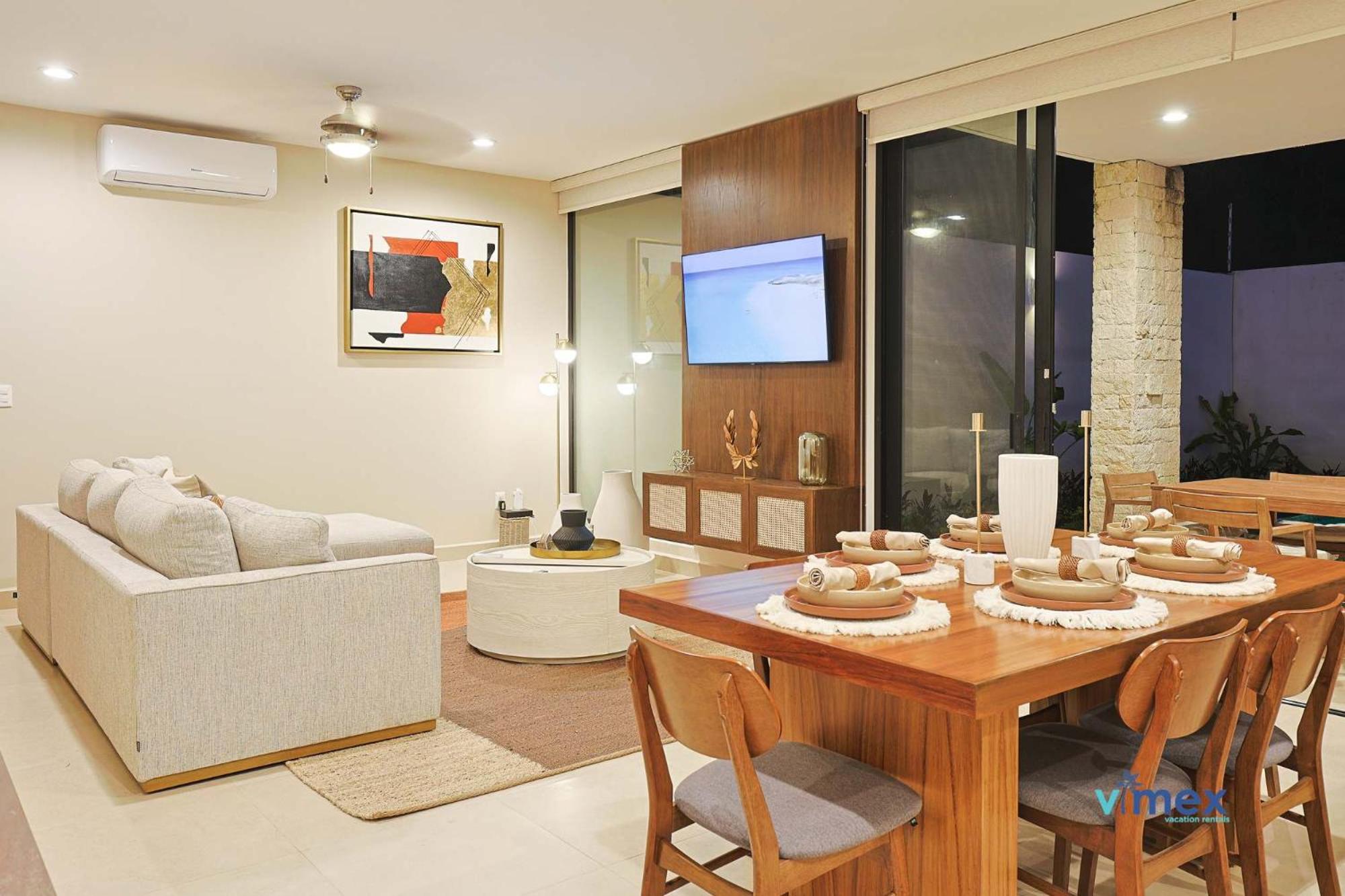 Modern Townhouse with Private Pool and BBQ Area