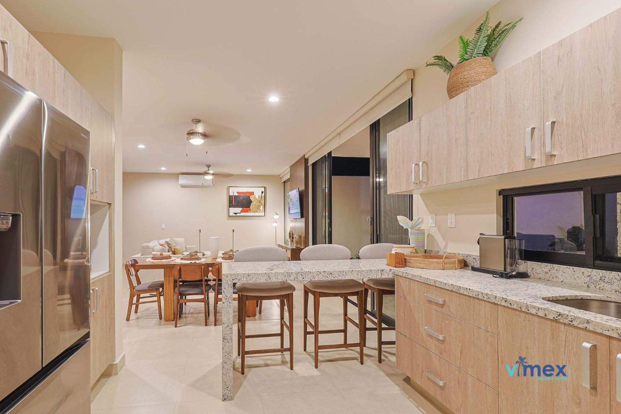 Modern Townhouse with Private Pool and BBQ Area