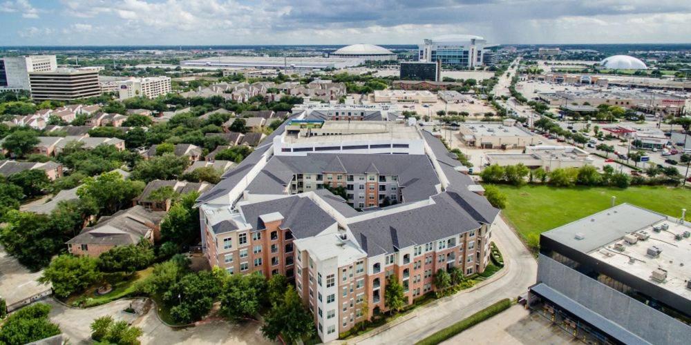 Gorgeous Furnished Apartments near Texas Medical Center & NRG Stadium view 3