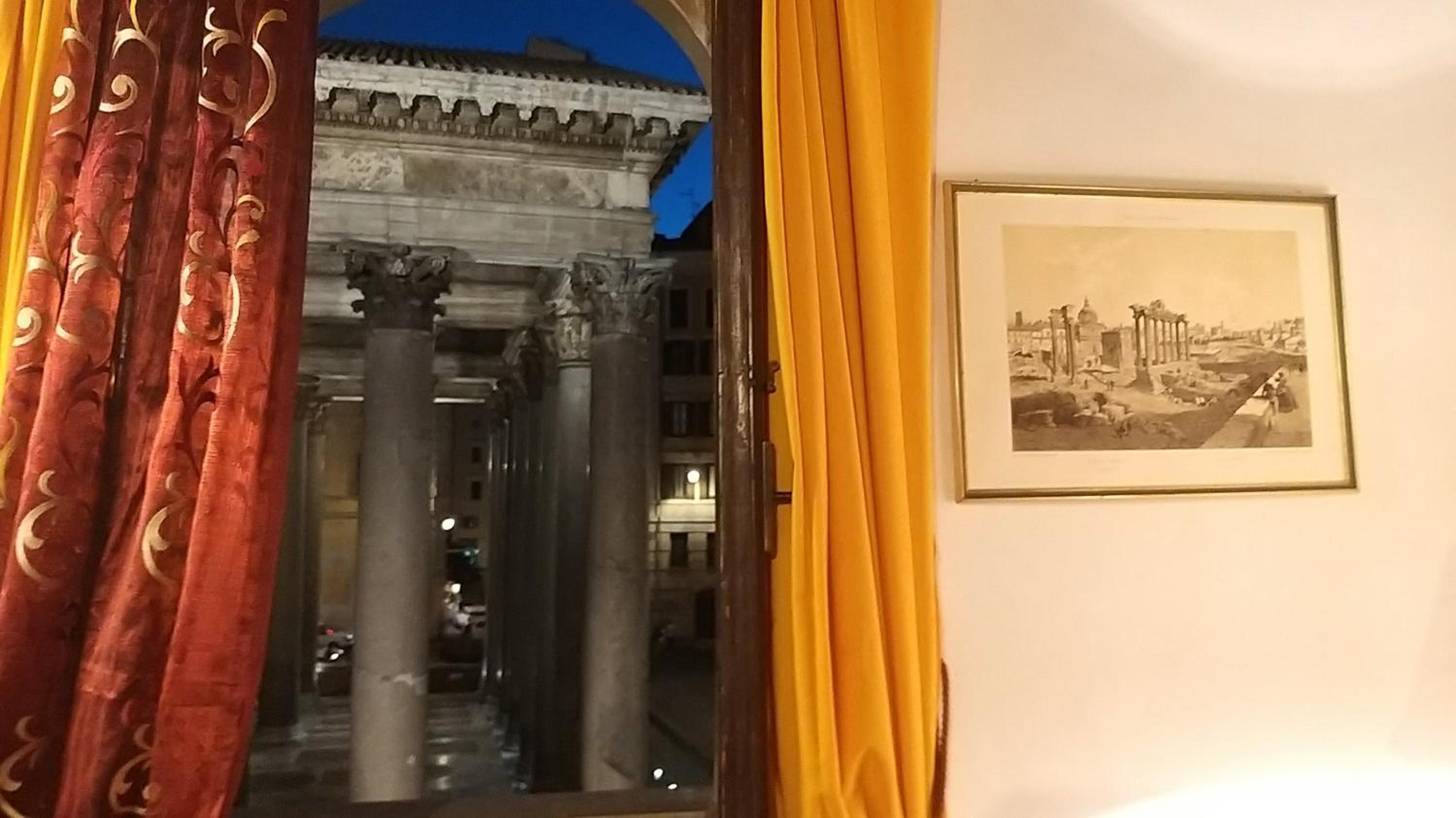 L'antica dimora con splendida vista sul Pantheon