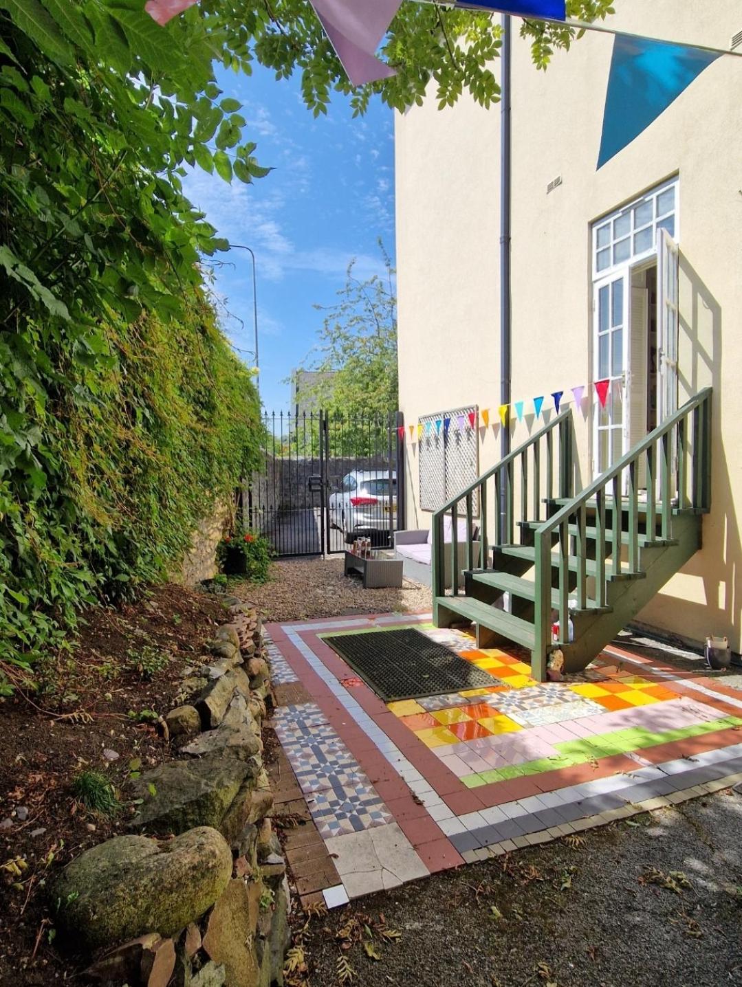 Unique Cardiff Centre couples retreat, 1 bed maisonette