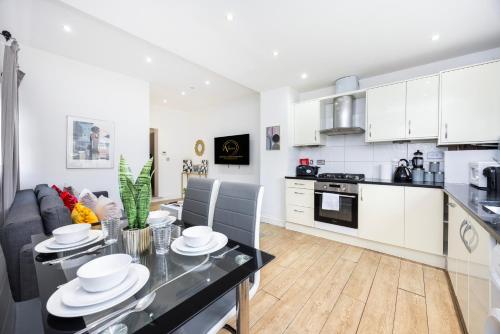 2 Bed Ground Floor Apartment in Croydon, 20 Percent OFF By AV Stays Croydon view 5