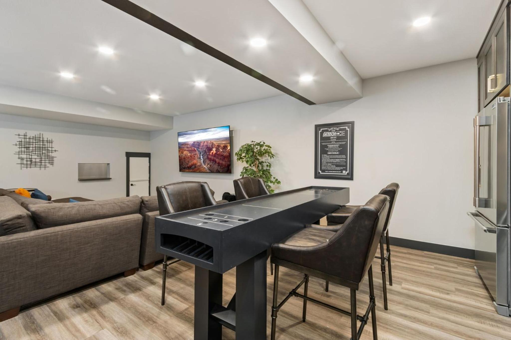 Colorado Modern Retreat with King Beds, Pickleball view 4