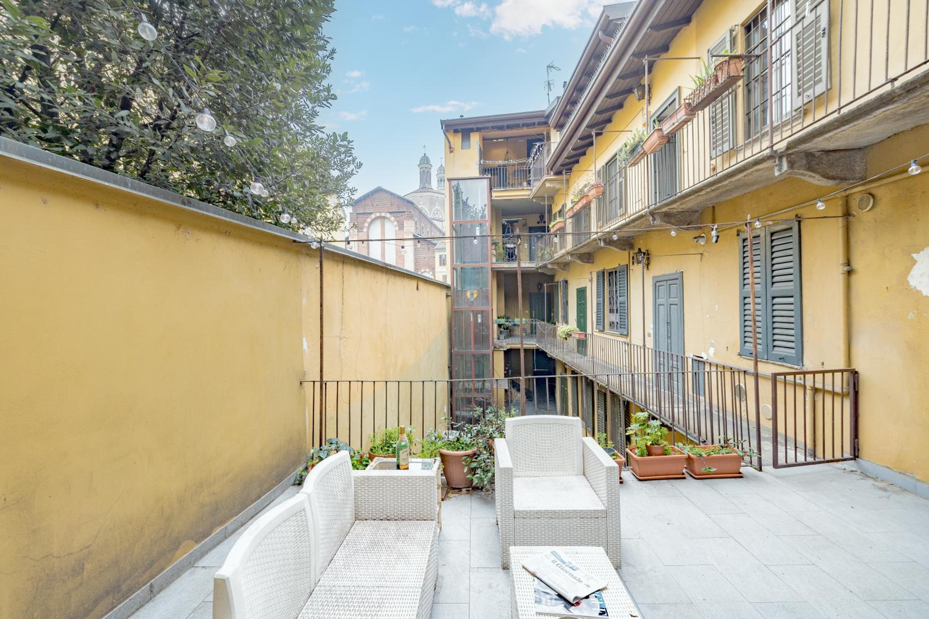 Luxury Naviglio House - 10 min Cathedral