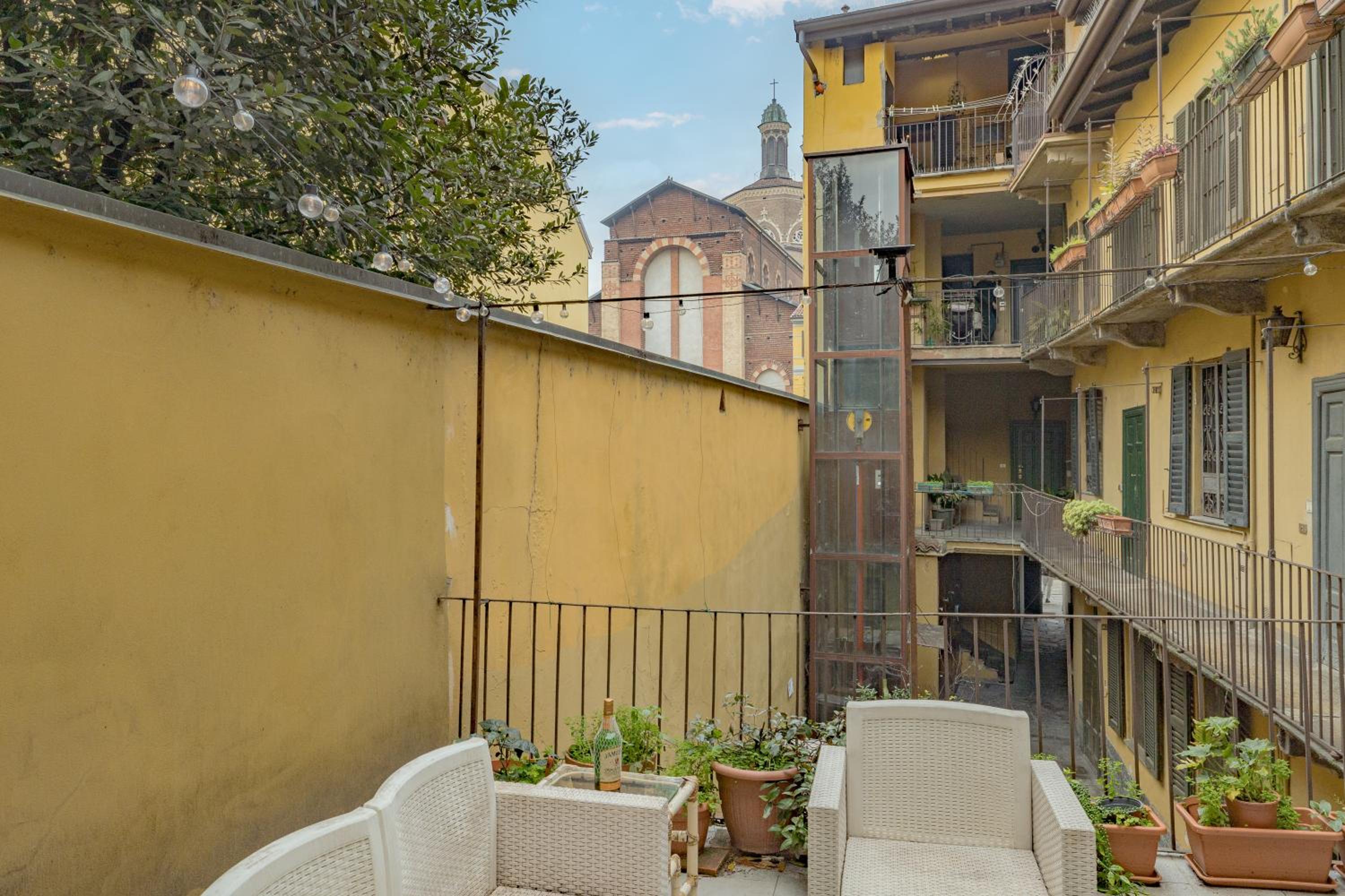 Luxury Naviglio House - 10 min Cathedral