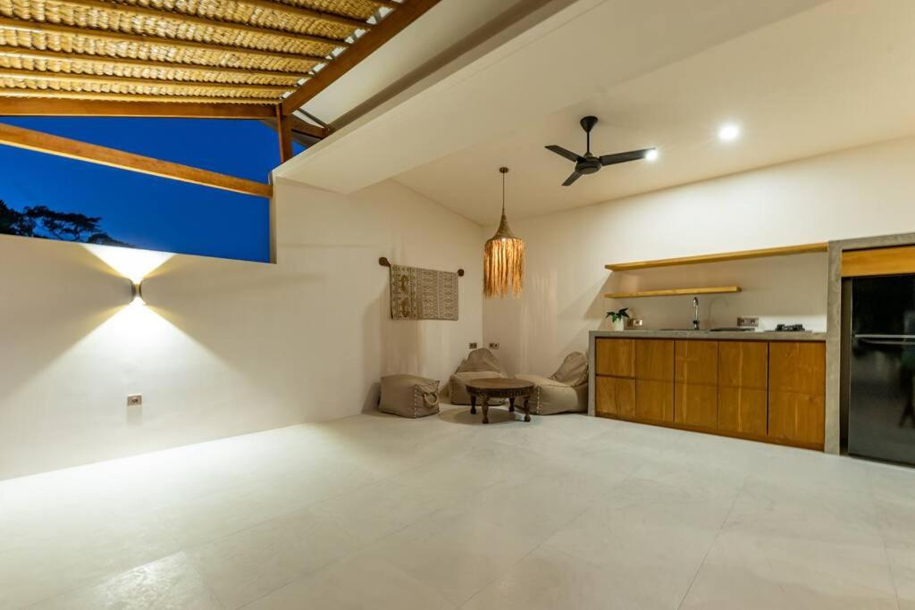 Villa Cat & Fish - Monthly 2 BR Tumbak Bayuh