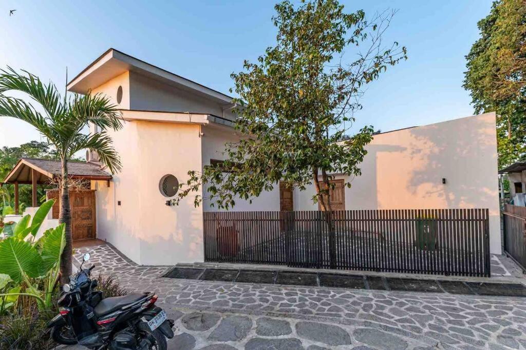 Villa Cat & Fish - Monthly 2 BR Tumbak Bayuh